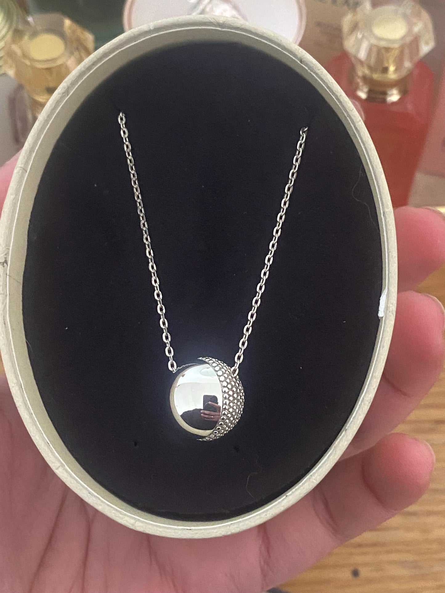 Beautiful brand new vintage rare links of London effervescence ball necklace, sterling silver, with box