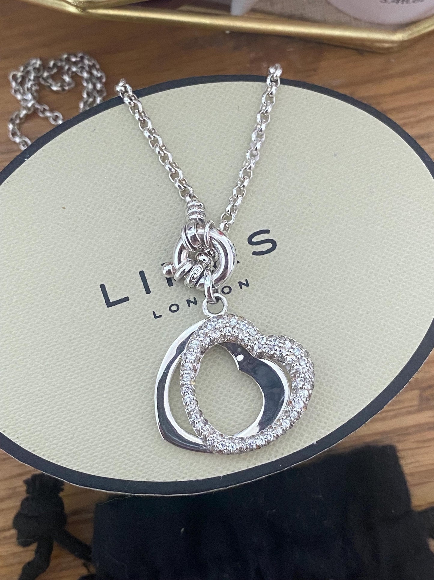 Genuine LINKS OF LONDON Sterling Silver Hallmarked Belcher Necklace With kindred hearts charm, Boxed
