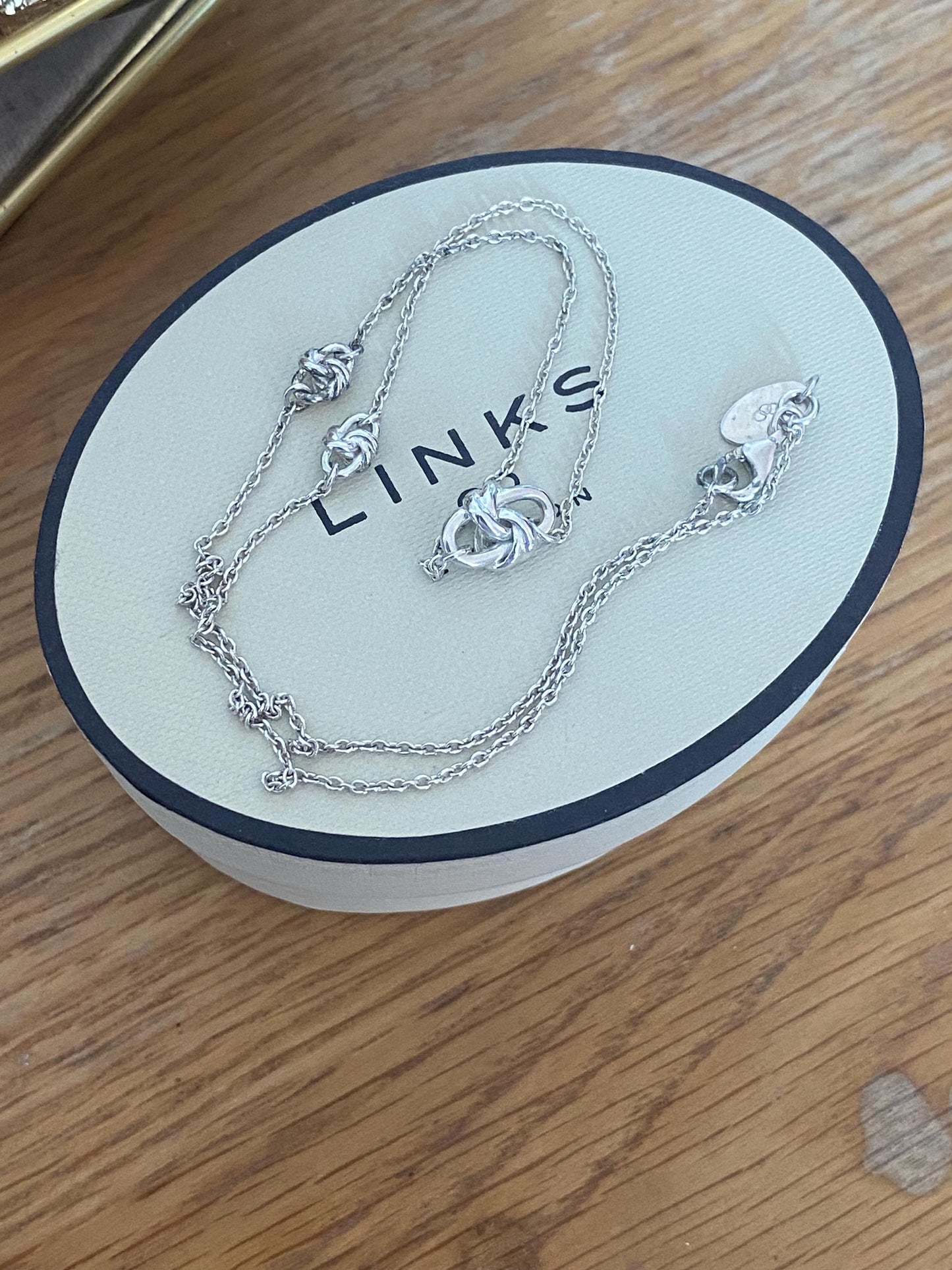 Genuine LINKS OF LONDON Sterling Silver triple knot Necklace, beautiful design, 18” long