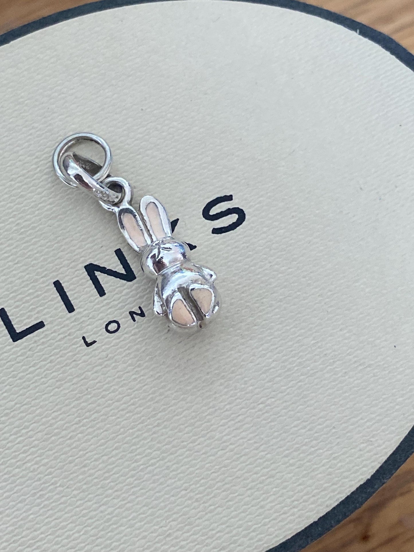 Genuine Links Of London Sterling Silver bunny Vintage charm, super cute!