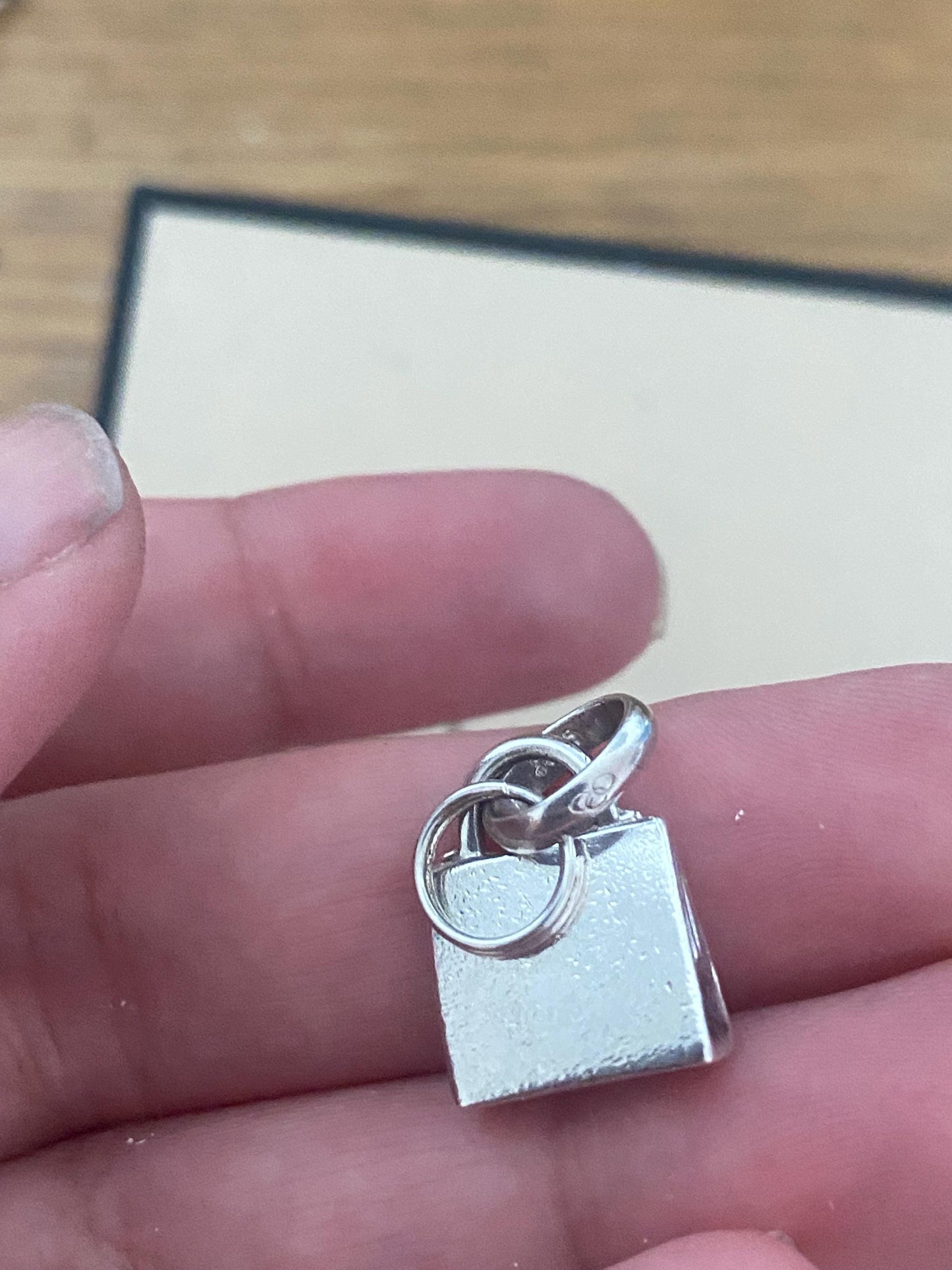 Beautiful genuine rare hallmarked Links of London sterling silver bag charm