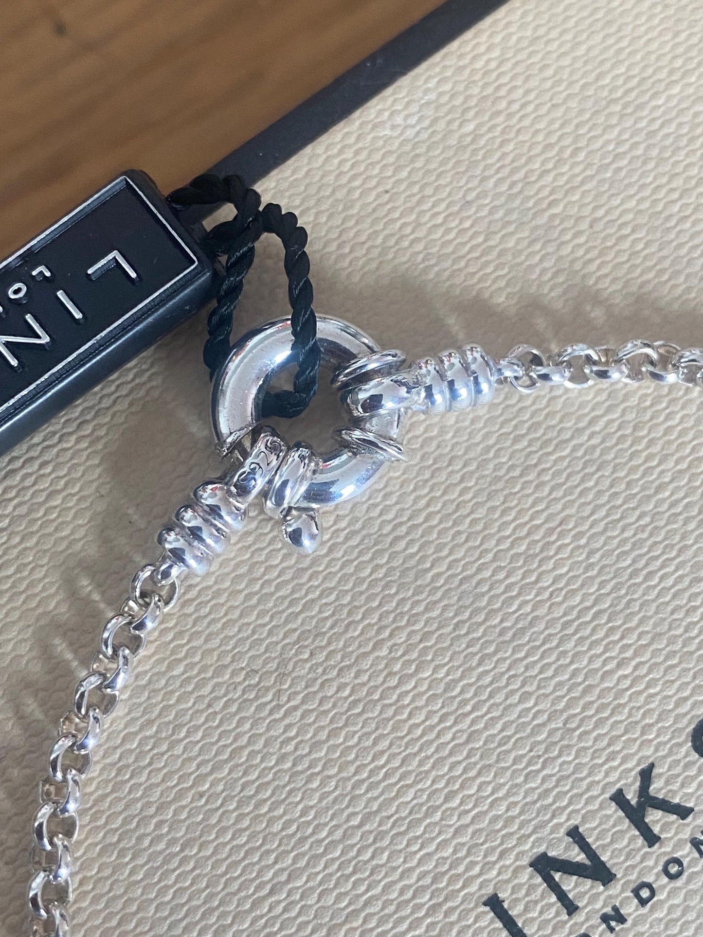 Beautiful brand new genuine Links of London Belcher Chain Bracelet with Senorita Clasp, sterling silver, assay hallmarked