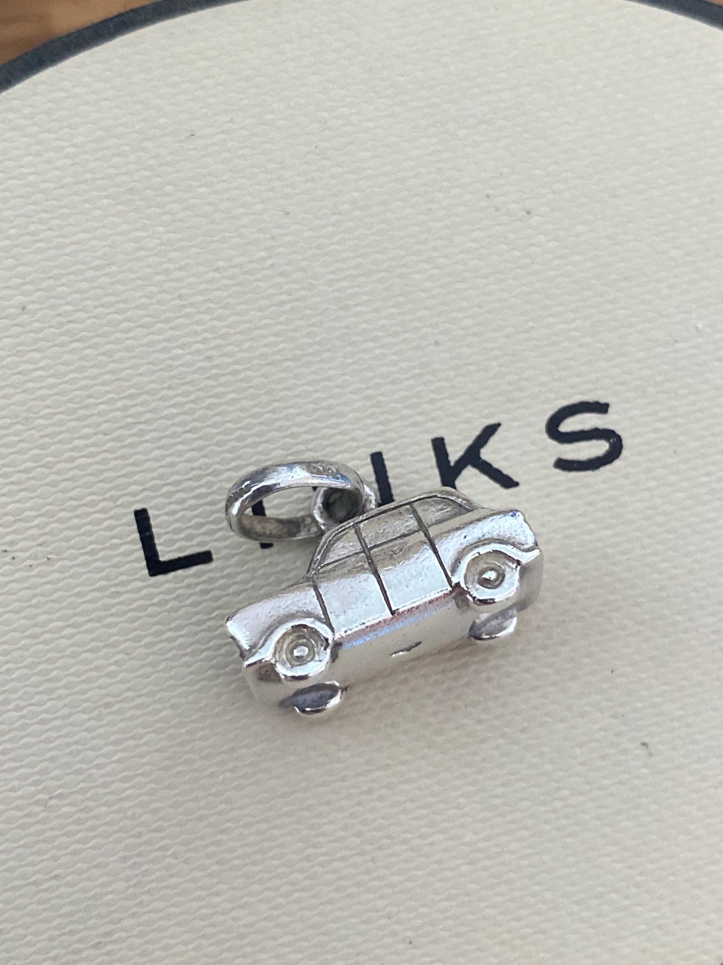 Beautiful rare Links of London sterling silver car charm, Genuine, Assay hallmarked