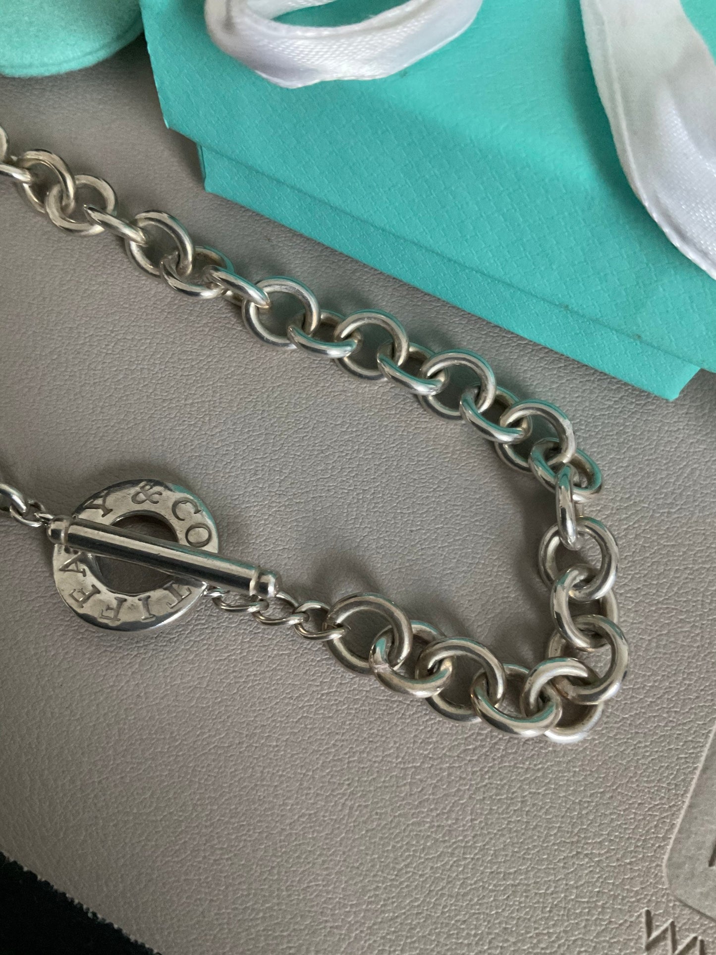 Tiffany and co Chunky sterling silver heart toggle necklace