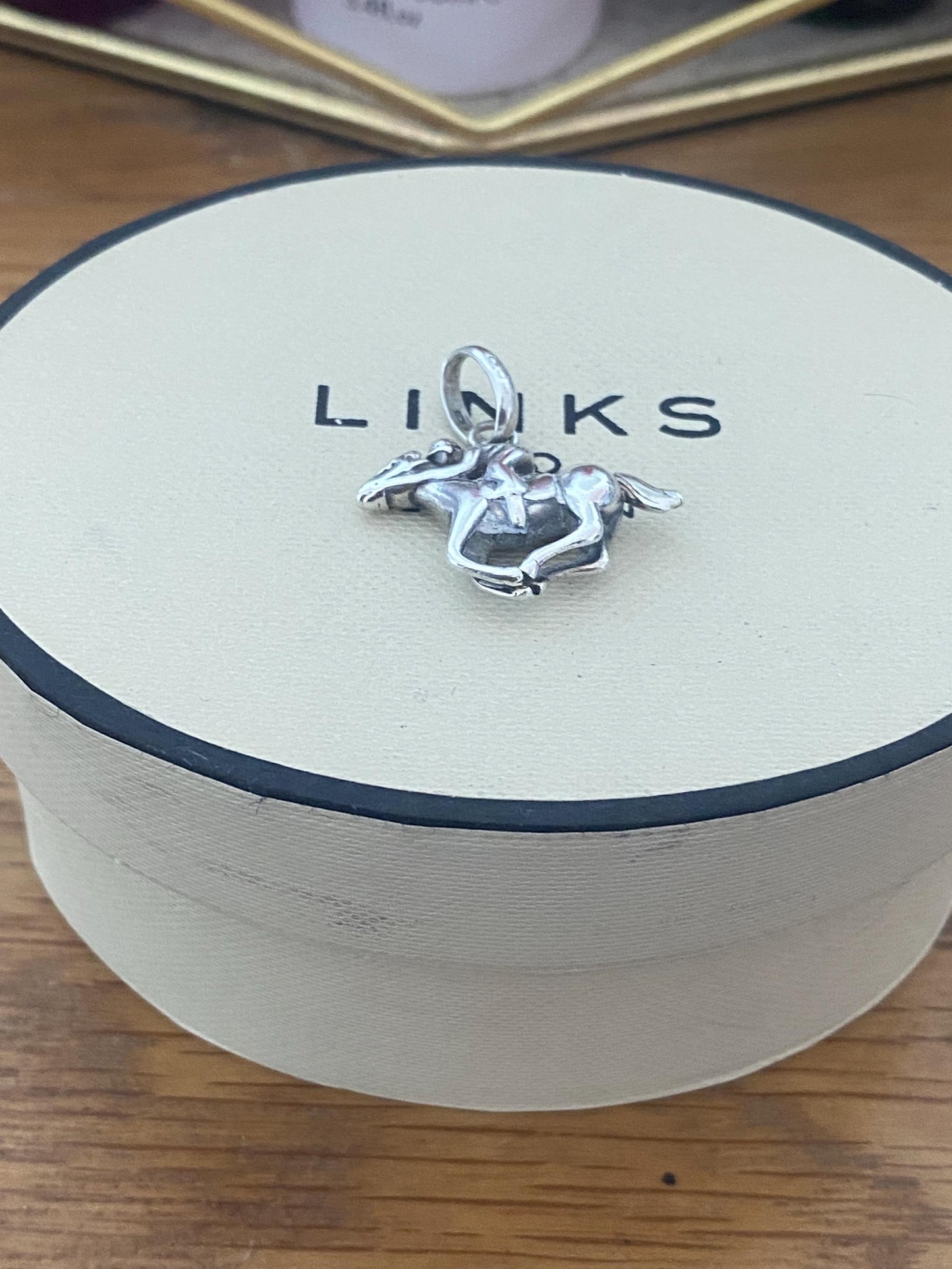 Beautiful Links of London Ascot Race Horse Charm, Sterling Silver, genuine
