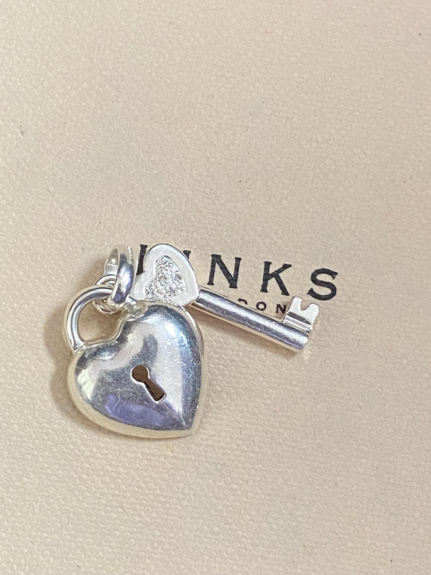 cute genuine rare Links of London sterling silver heart key diamanté hallmarked charm