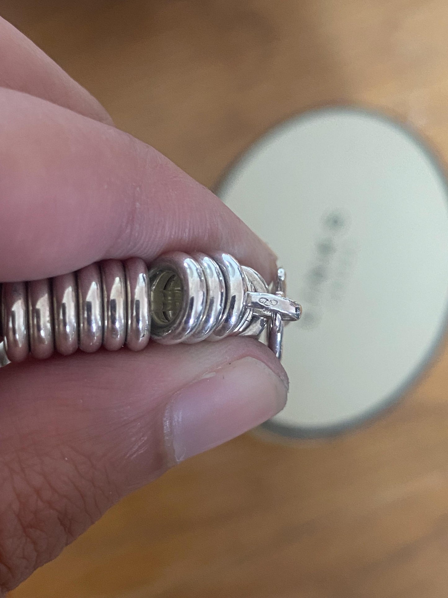 Lovely Links of London vintage rare sweetie bracelet with two charms, sterling silver, size small