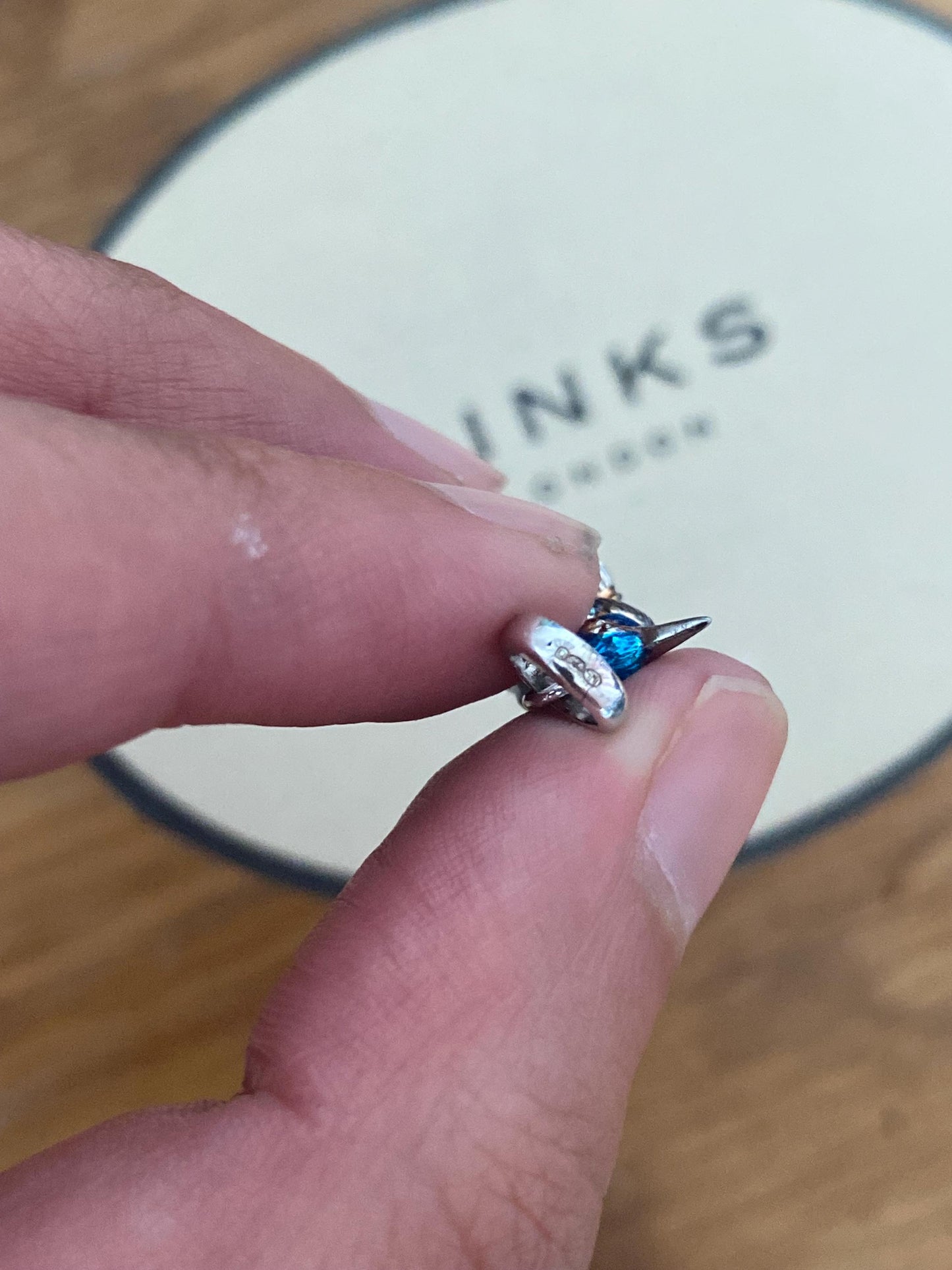 Brand new Absolutely stunning and extremely rare LINKS OF LONDON King Fisher Charm Pendant with Blue Enamel, genuine, boxed