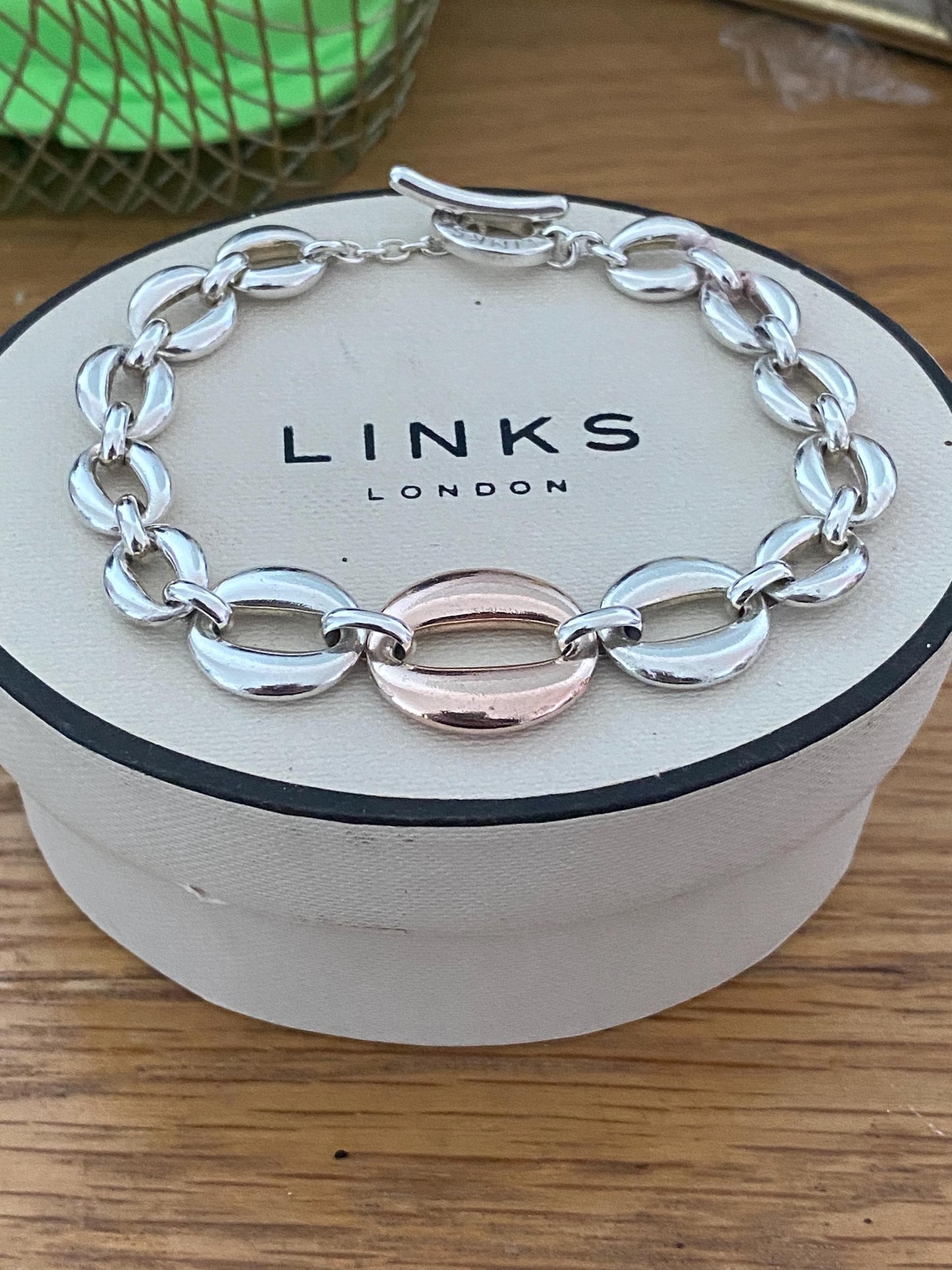 Rare Genuine LINKS OF LONDON Hallmarked open circles Toggle chunky Bracelet, Sterling silver and 18ct rose gold vermeil, 8 inches long