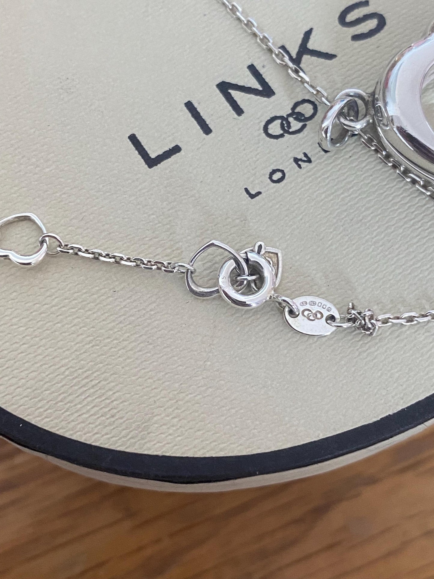 Beautiful vintage very rare links of London kindred double hearts love notes necklace, sterling silver