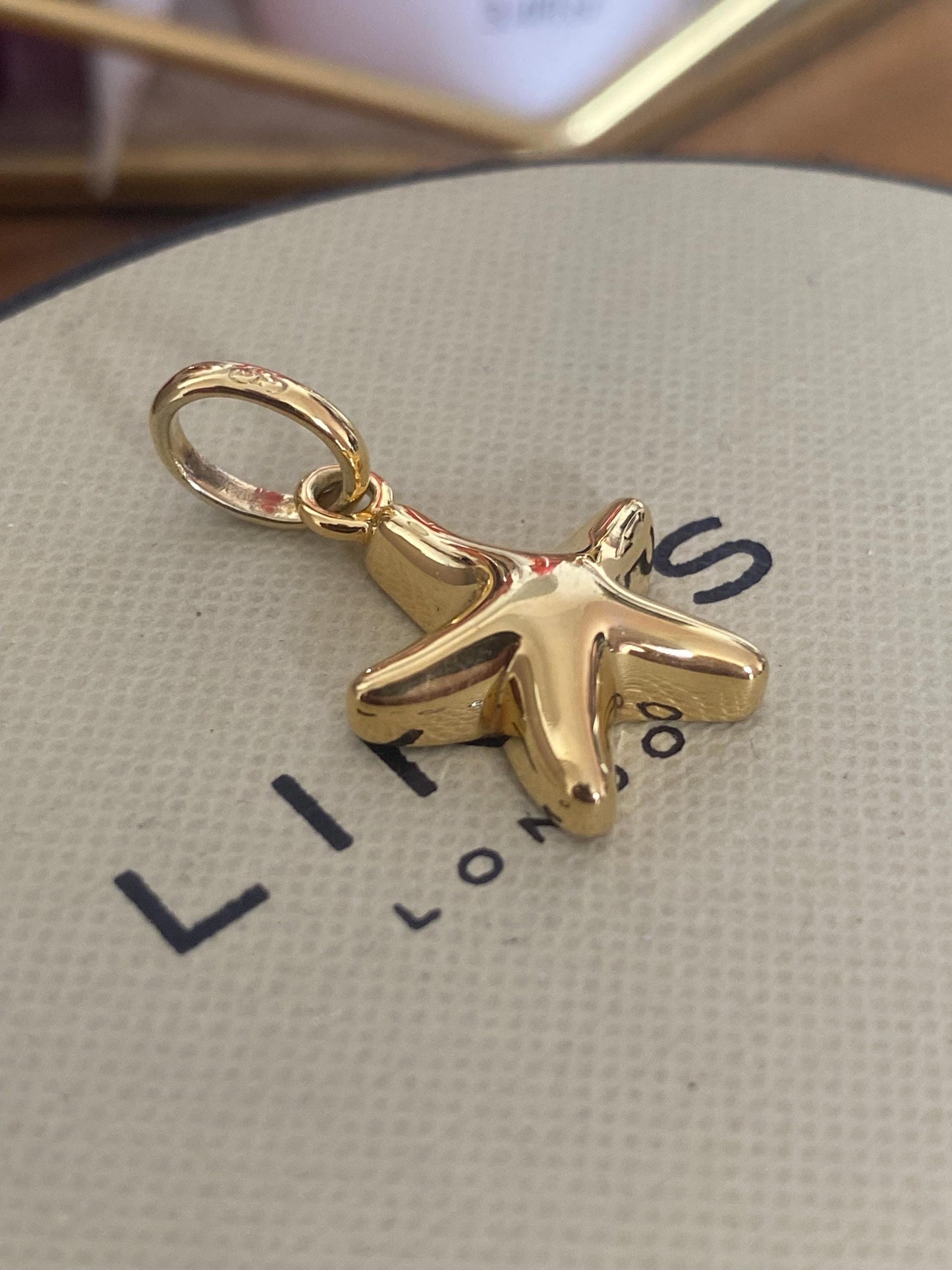 Very Rare Links of London starfish heart charm sterling silver and 18ct gold vermeil, new conditon, genuine