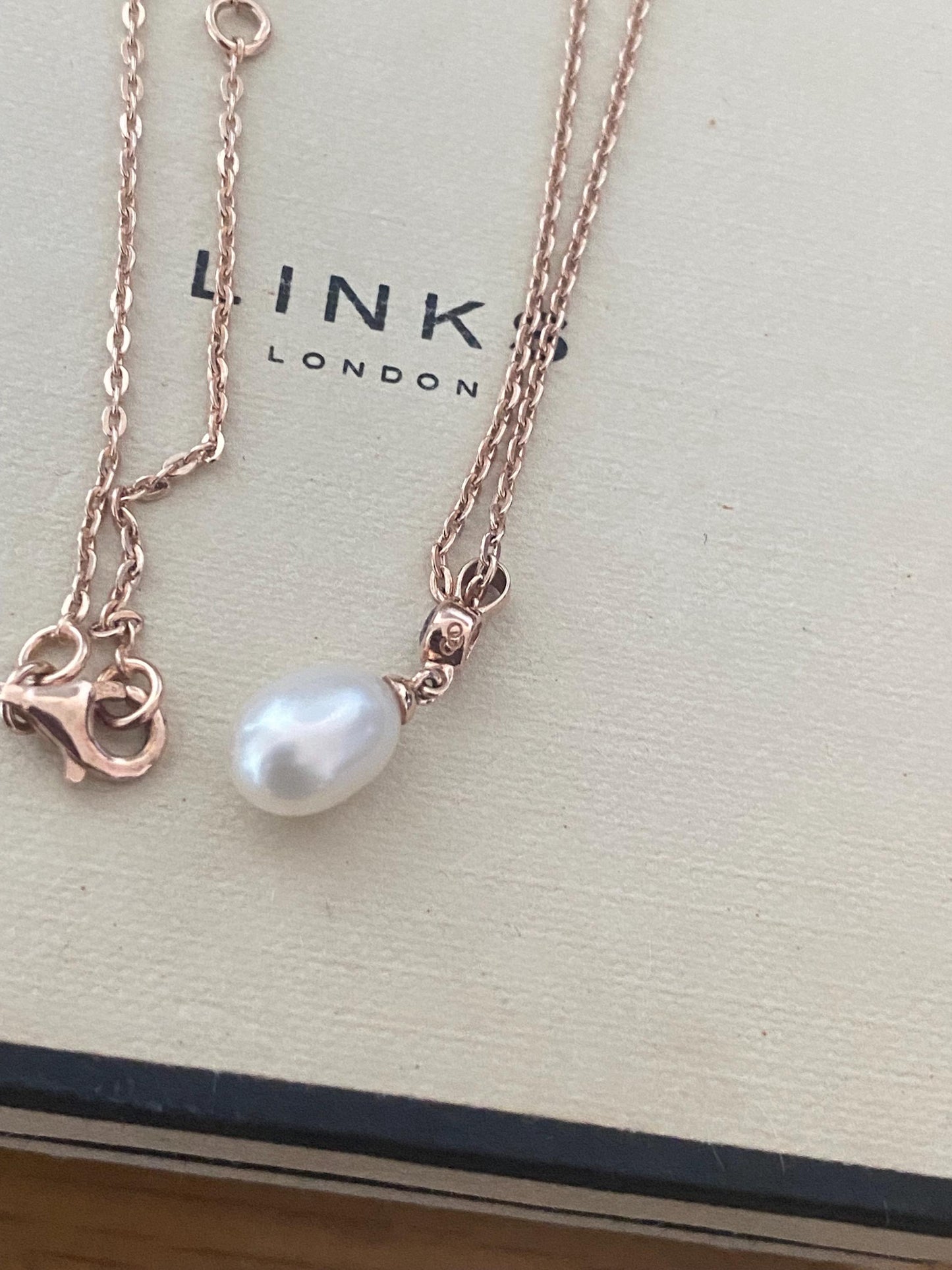 Gorgeous Links of London Necklace with 18ct Gold Vermeil Pearl and amethyst stone pendent