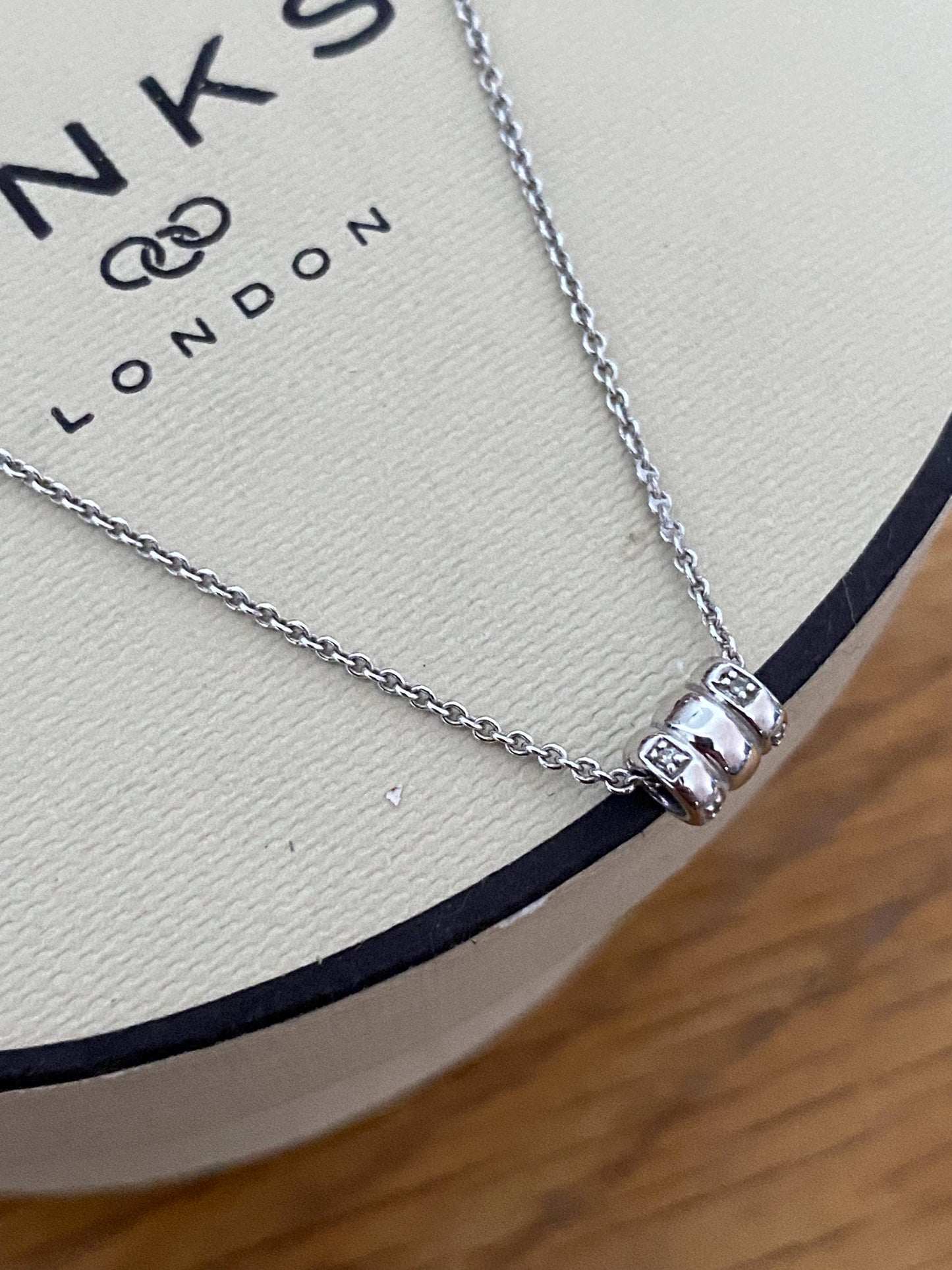 Gorgeous Links of London xs Sweetie diamond Necklace, Sterling Silver, with box