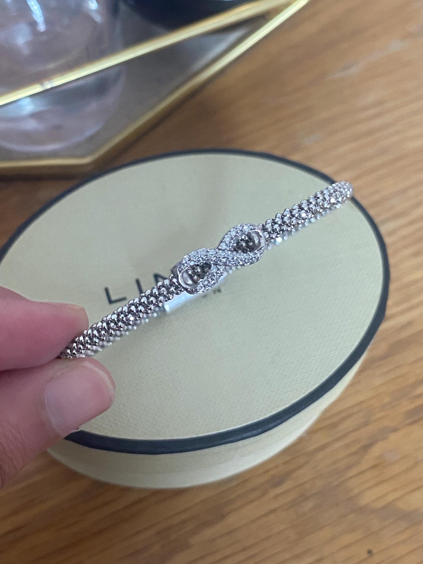 Very rare Links of London vintage rare effervescence infinity charm sapphire bracelet with magnetic closure, boxed