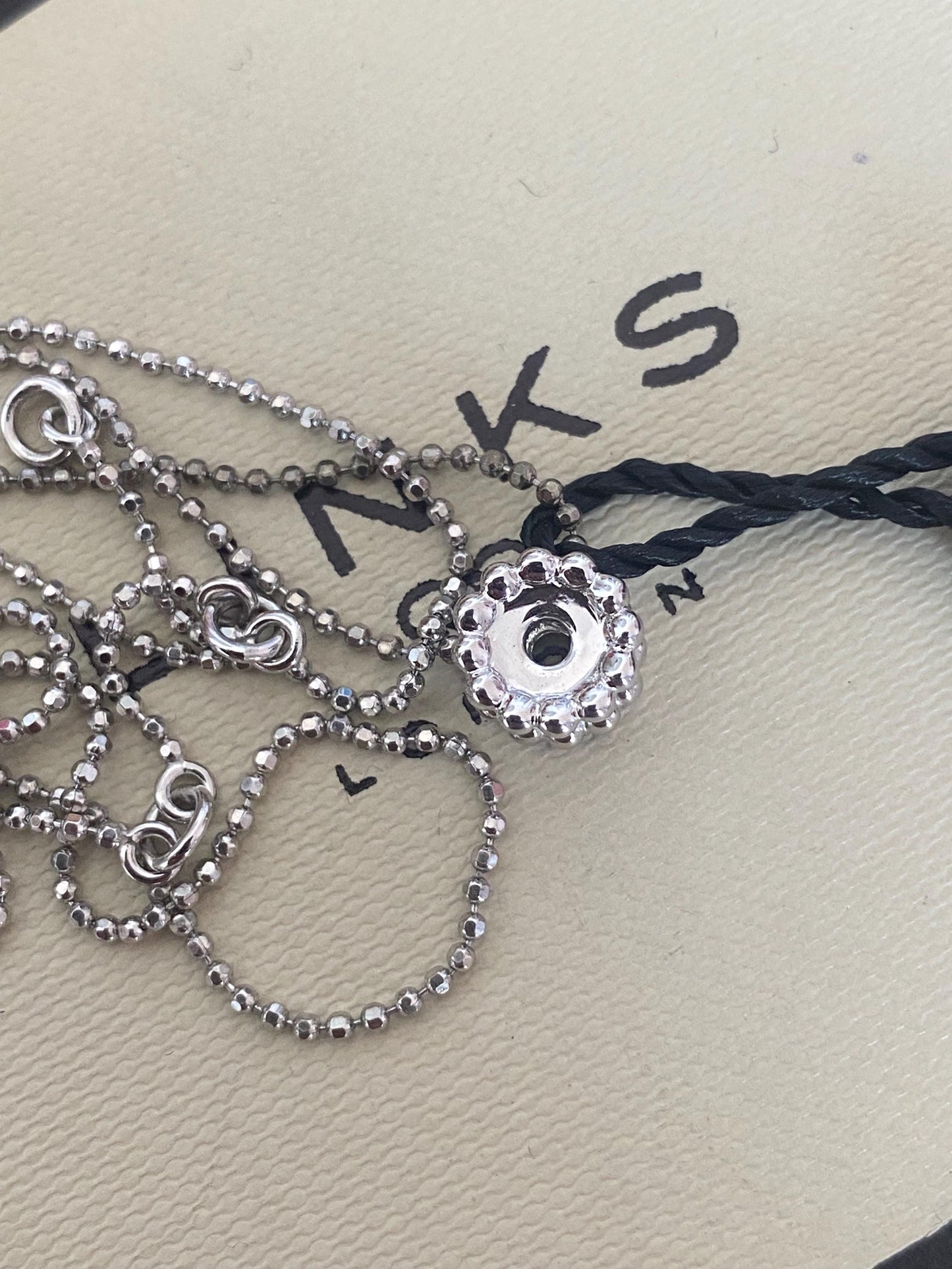 Stunning brand new LINKS OF LONDON Effervescence Petite Blue Diamond Necklace, with box