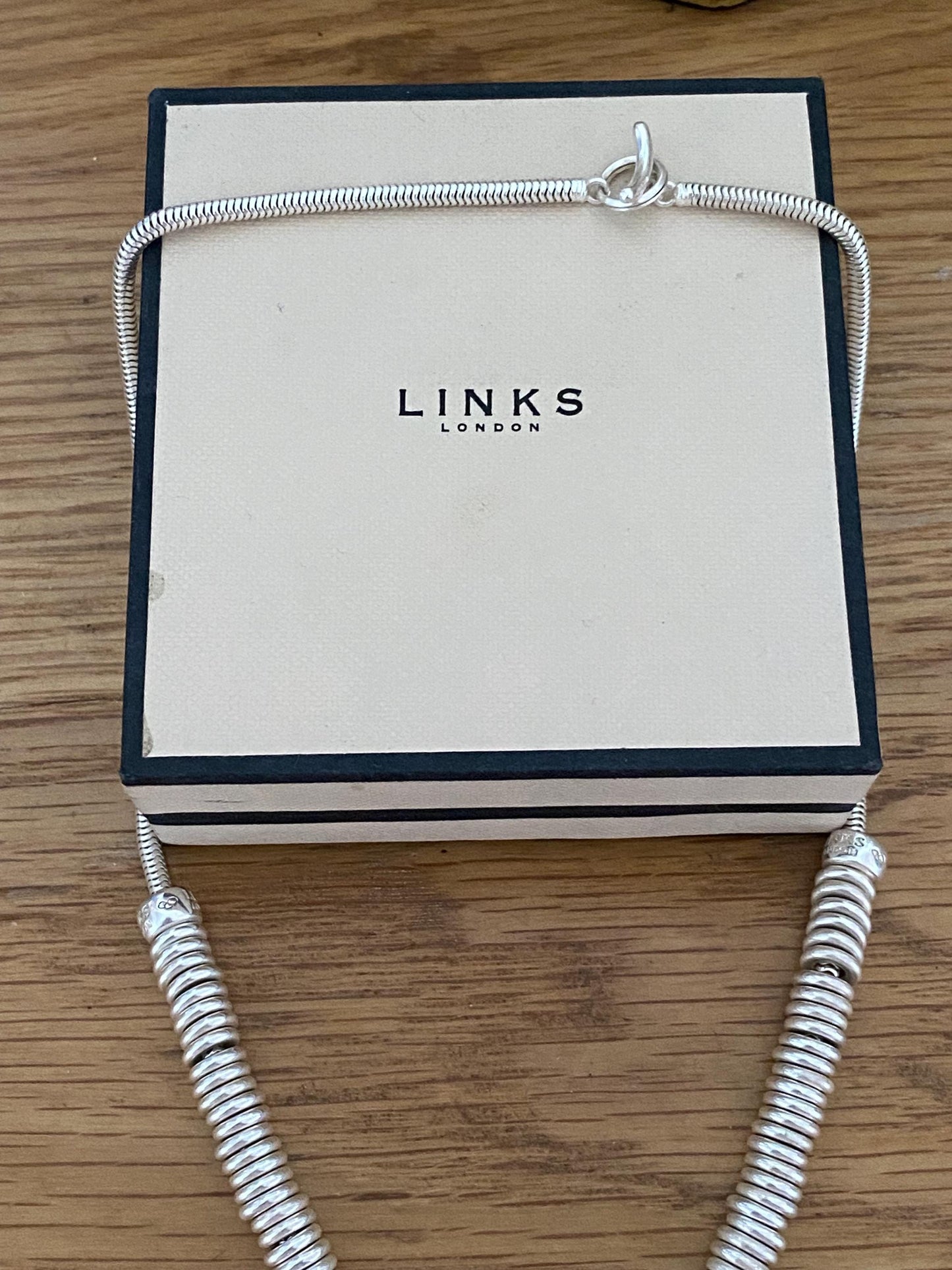 Gorgeous Links of London Sweetie Necklace, Sterling Silver, Assay Hallmarked, 17” long, with box