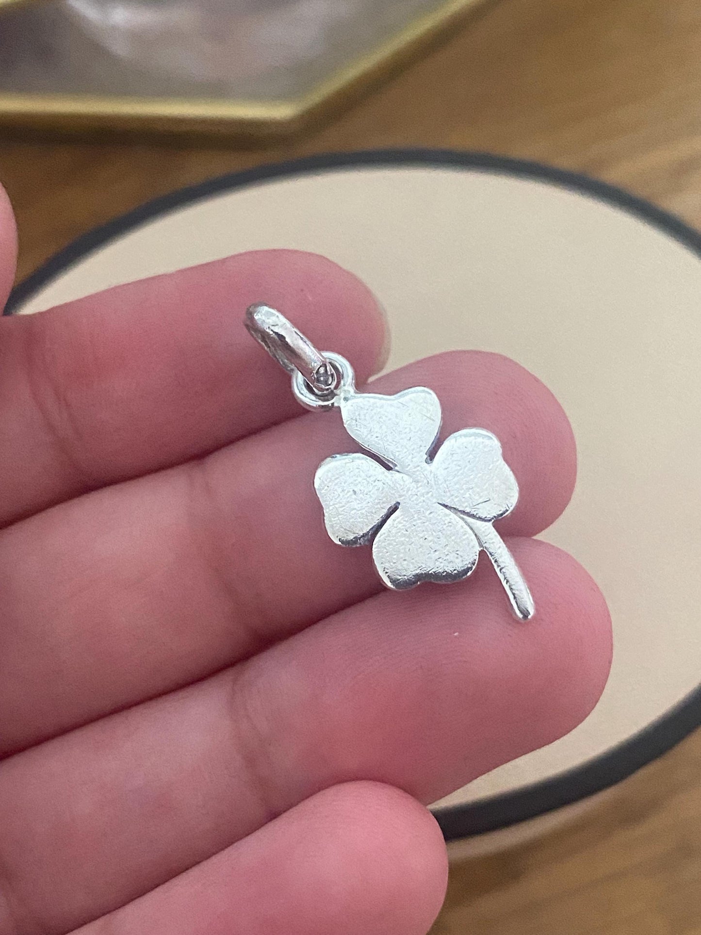 cute genuine rare Links of London sterling silver clover hallmarked charm