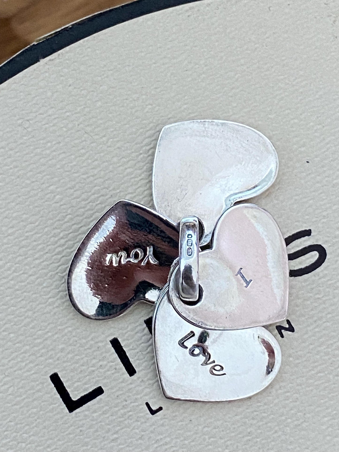 Beautiful genuine Links of London sterling silver Three Little Words fan heart charm