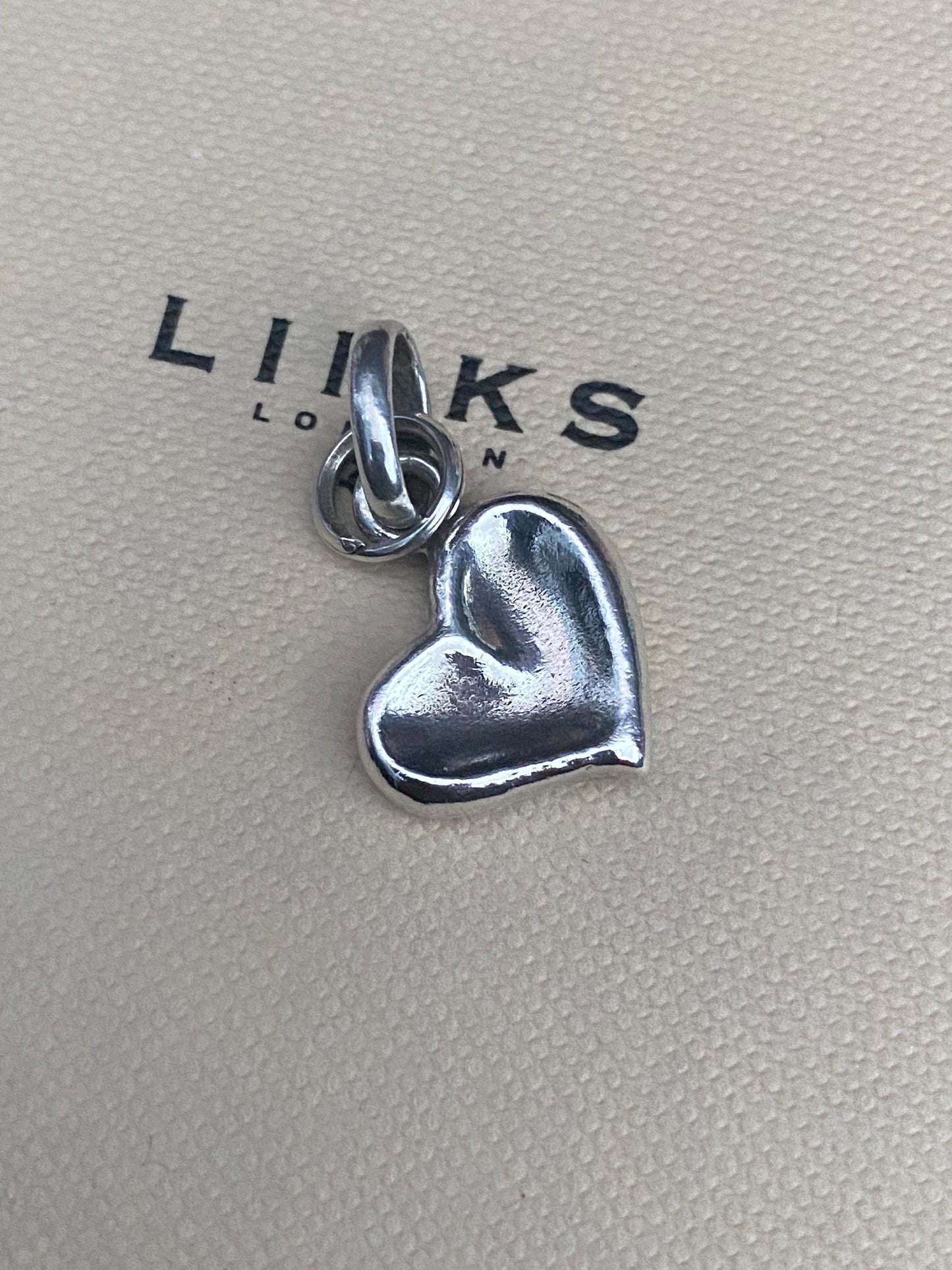 Beautiful genuine rare hallmarked Links of London sterling silver thumbprint heart charm