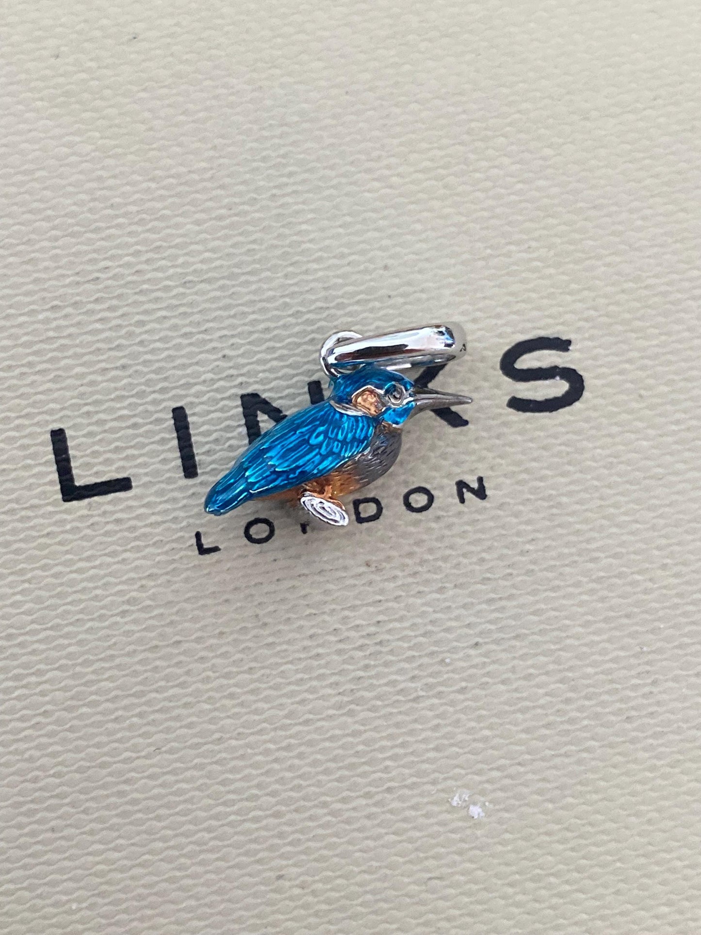 Brand new Absolutely stunning and extremely rare LINKS OF LONDON King Fisher Charm Pendant with Blue Enamel, genuine, boxed