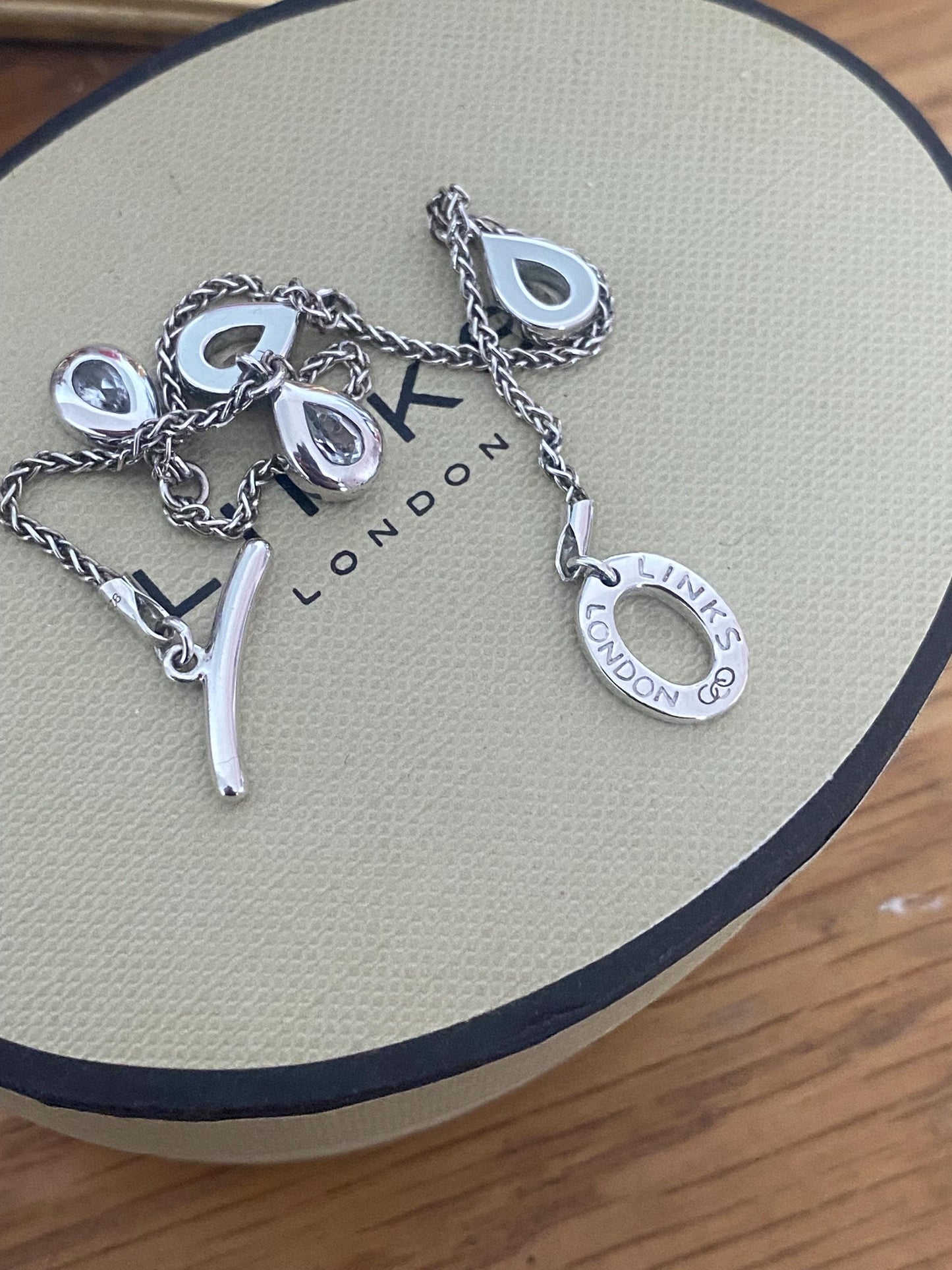 Beautiful vintage very rare links of London clear topaz teardrop bracelet, sterling silver