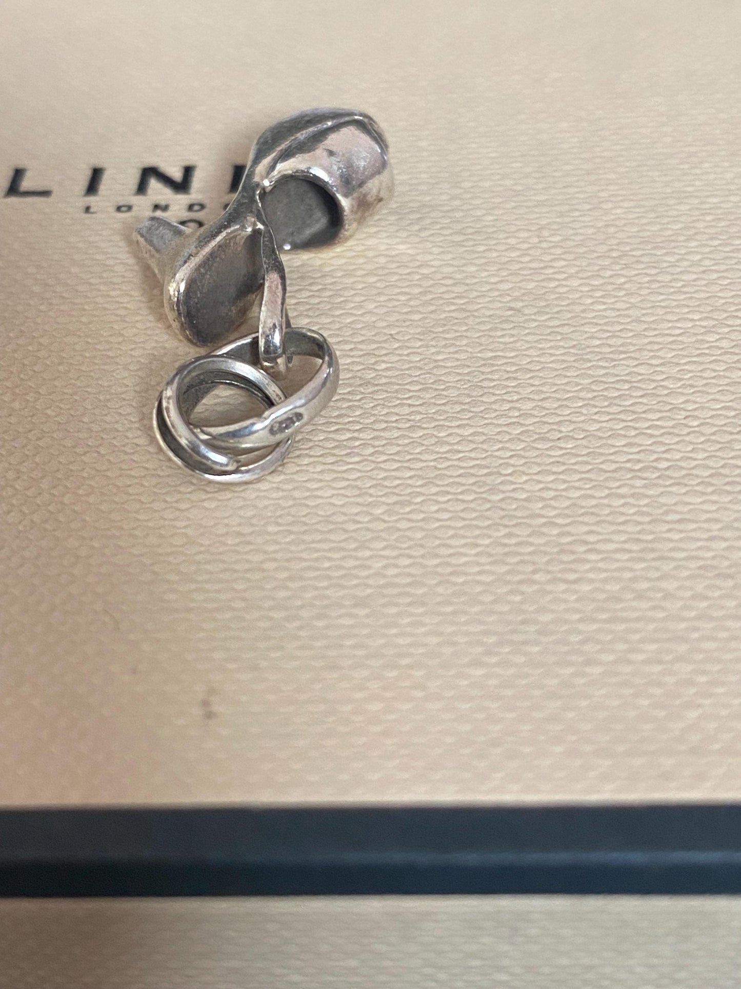 Beautiful vintage genuine rare hallmarked Links of London sterling silver heeled shoe charm