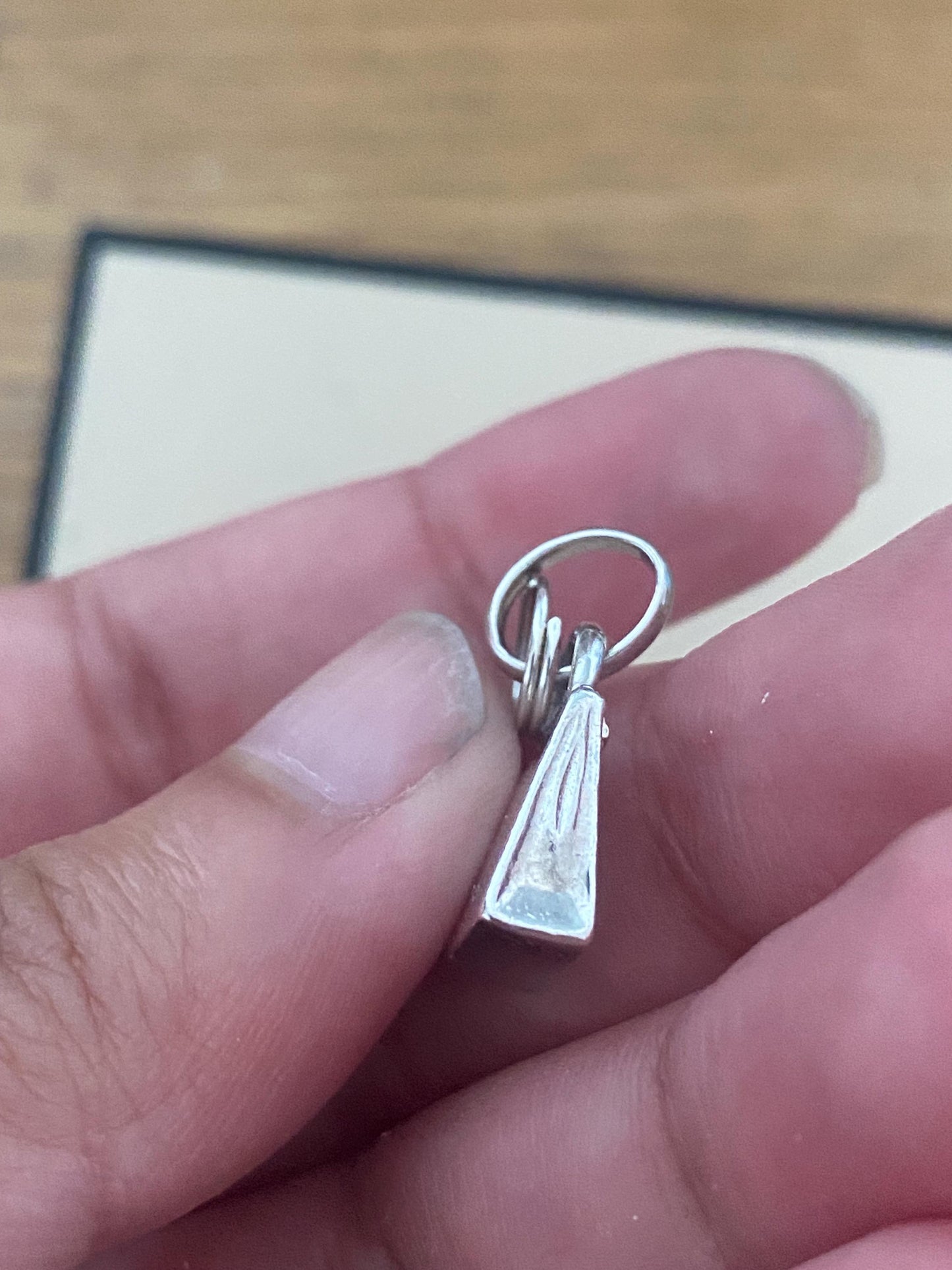 Beautiful genuine rare hallmarked Links of London sterling silver bag charm