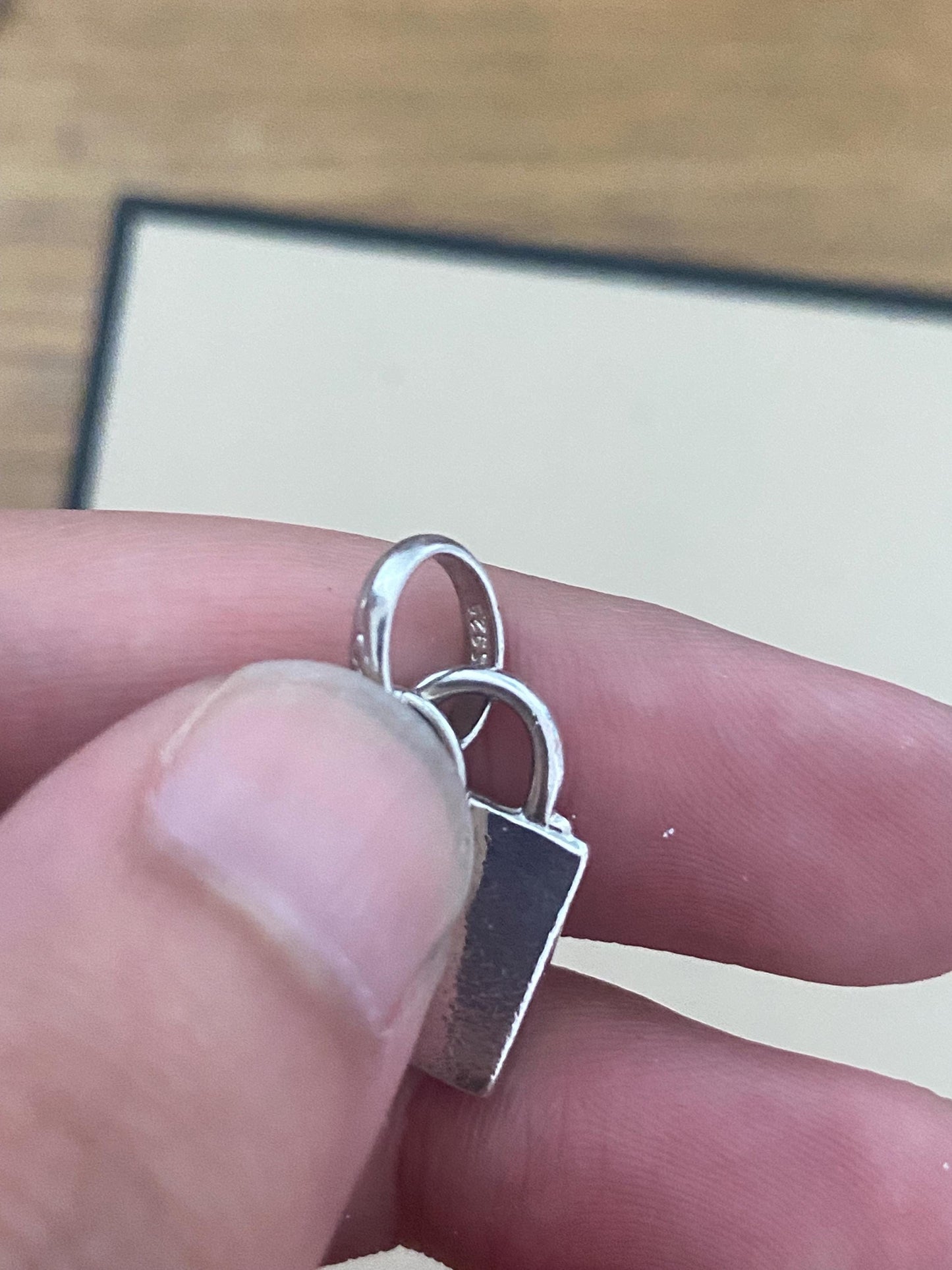 Beautiful genuine rare hallmarked Links of London sterling silver bag charm