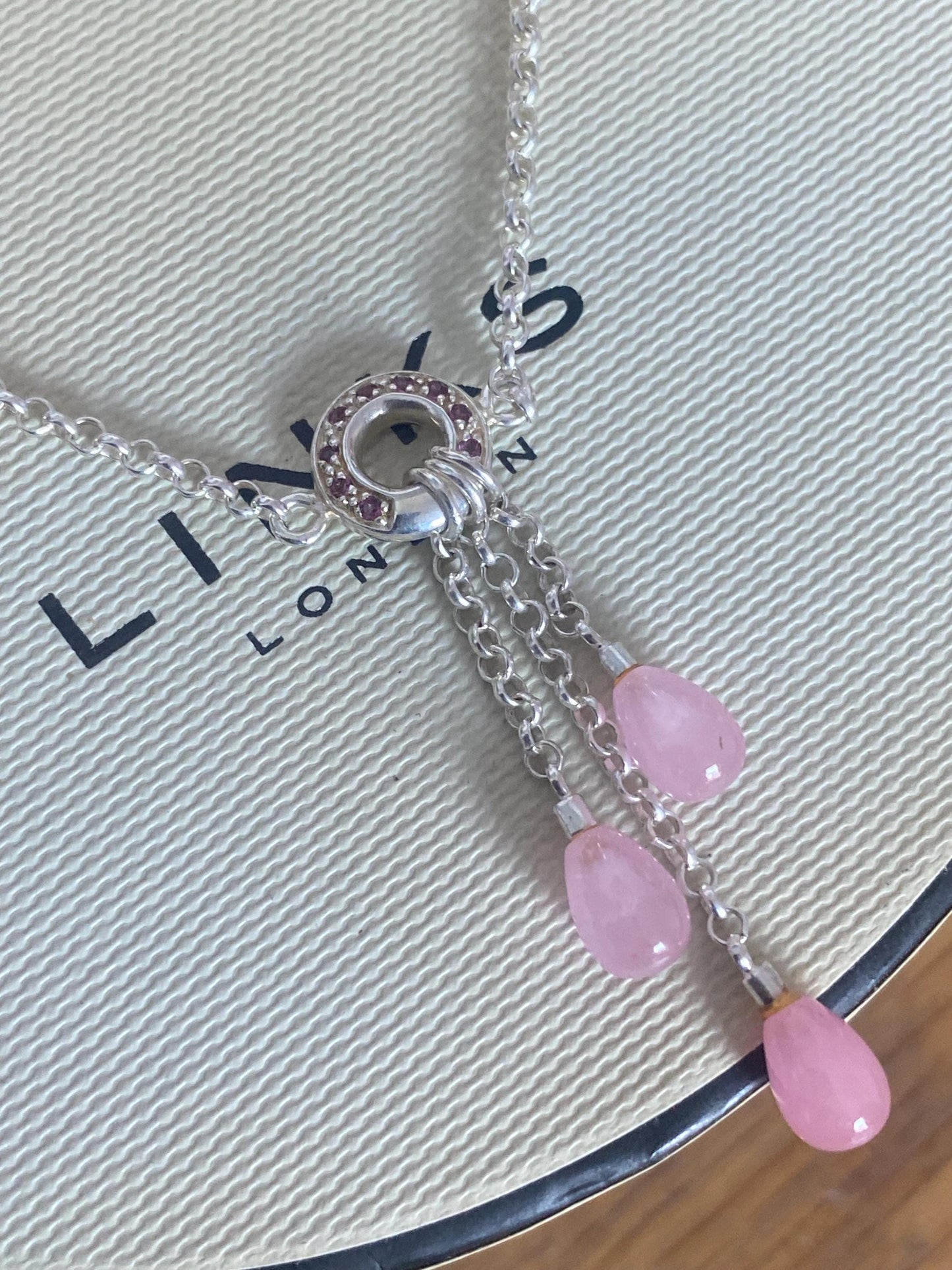 Very rare, gorgeous Links of London pink jade Droplet, T bar Necklace, Sterling Silver, assay Hallmarked and in box