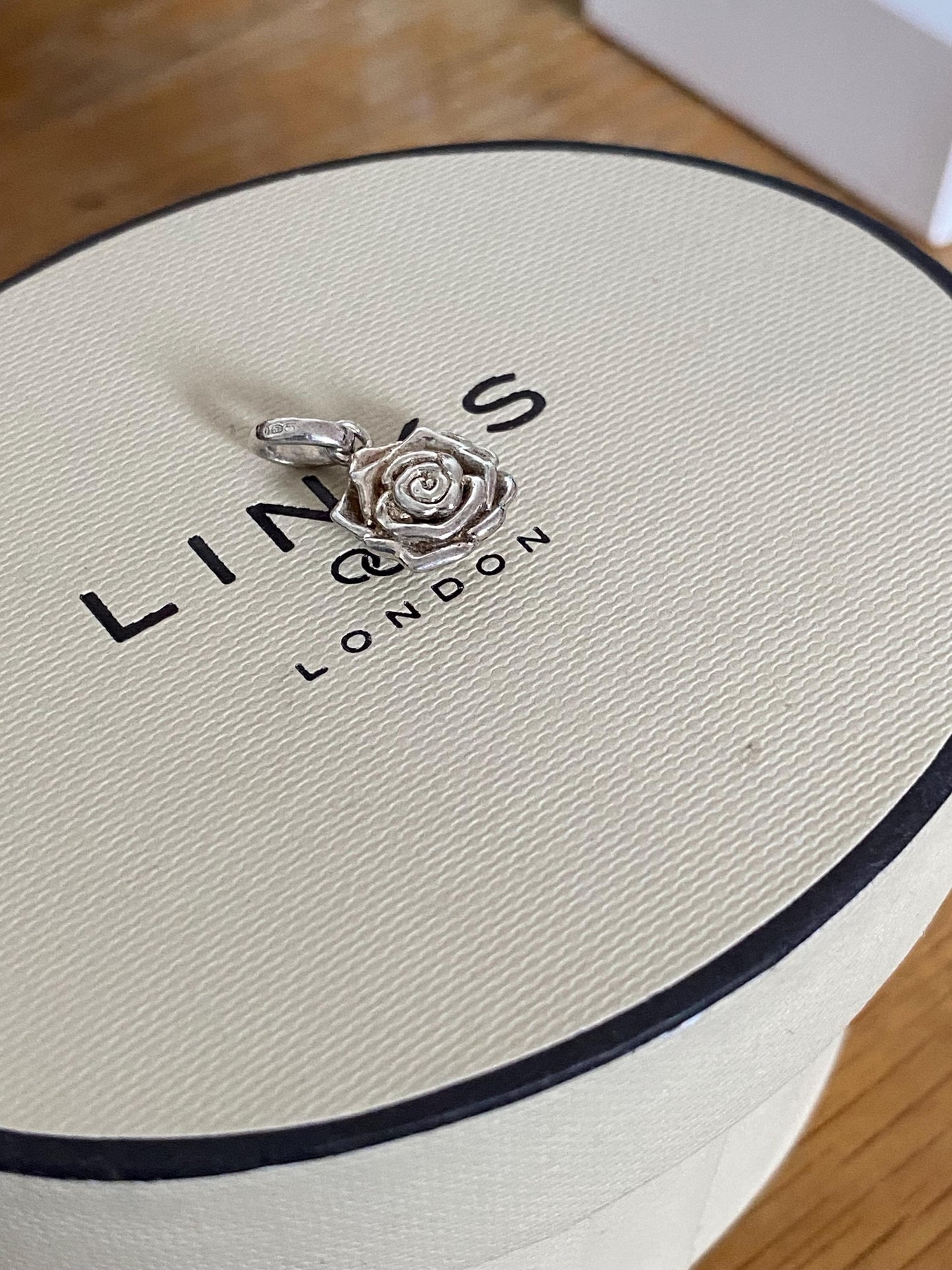 Gorgeous Links of London Rose Charm, Sterling Silver, Hallmarked, Fantastic Condition, Genuine