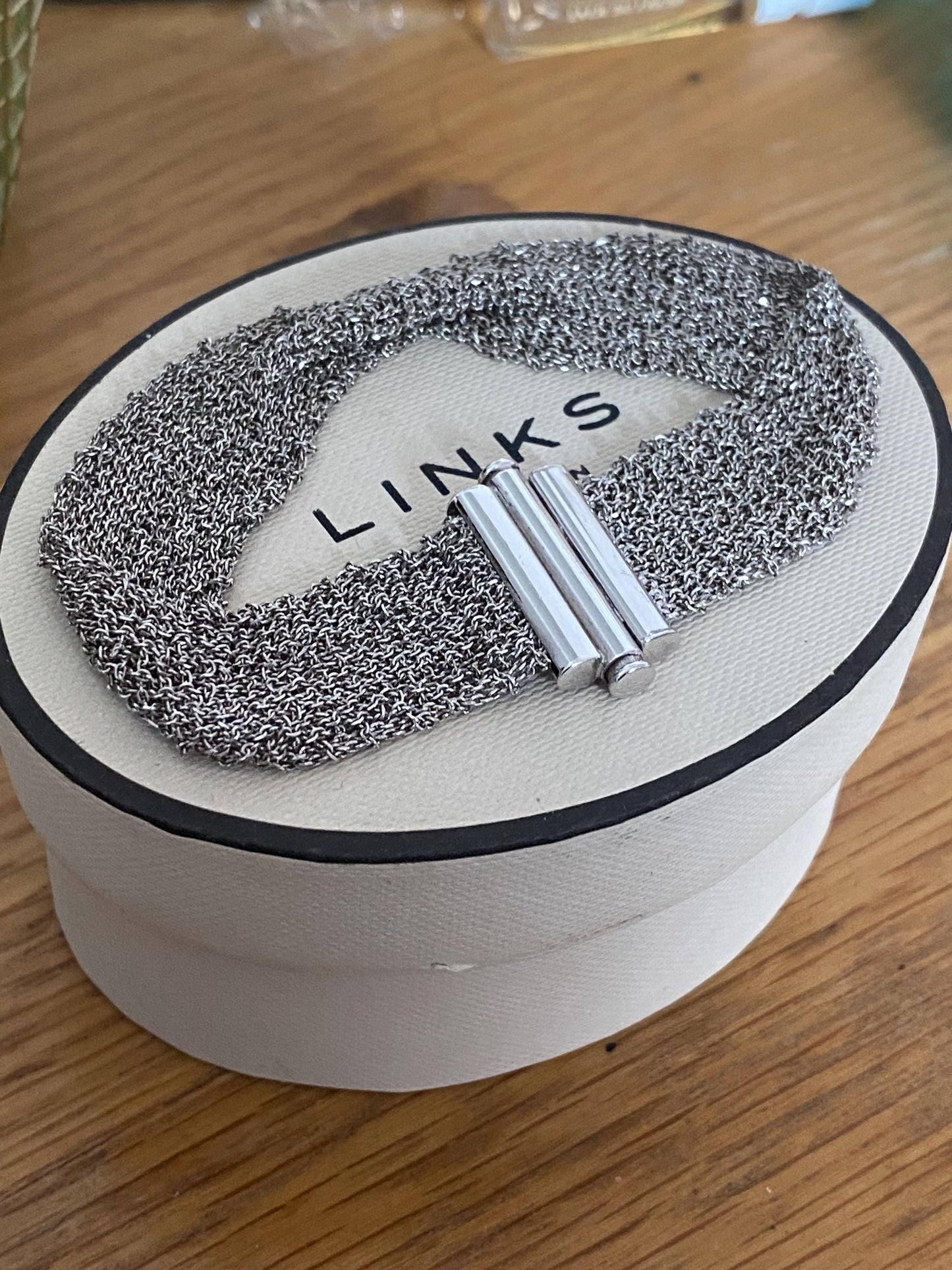 Rare Genuine LINKS OF LONDON Hallmarked Silver mesh Bracelet With Box