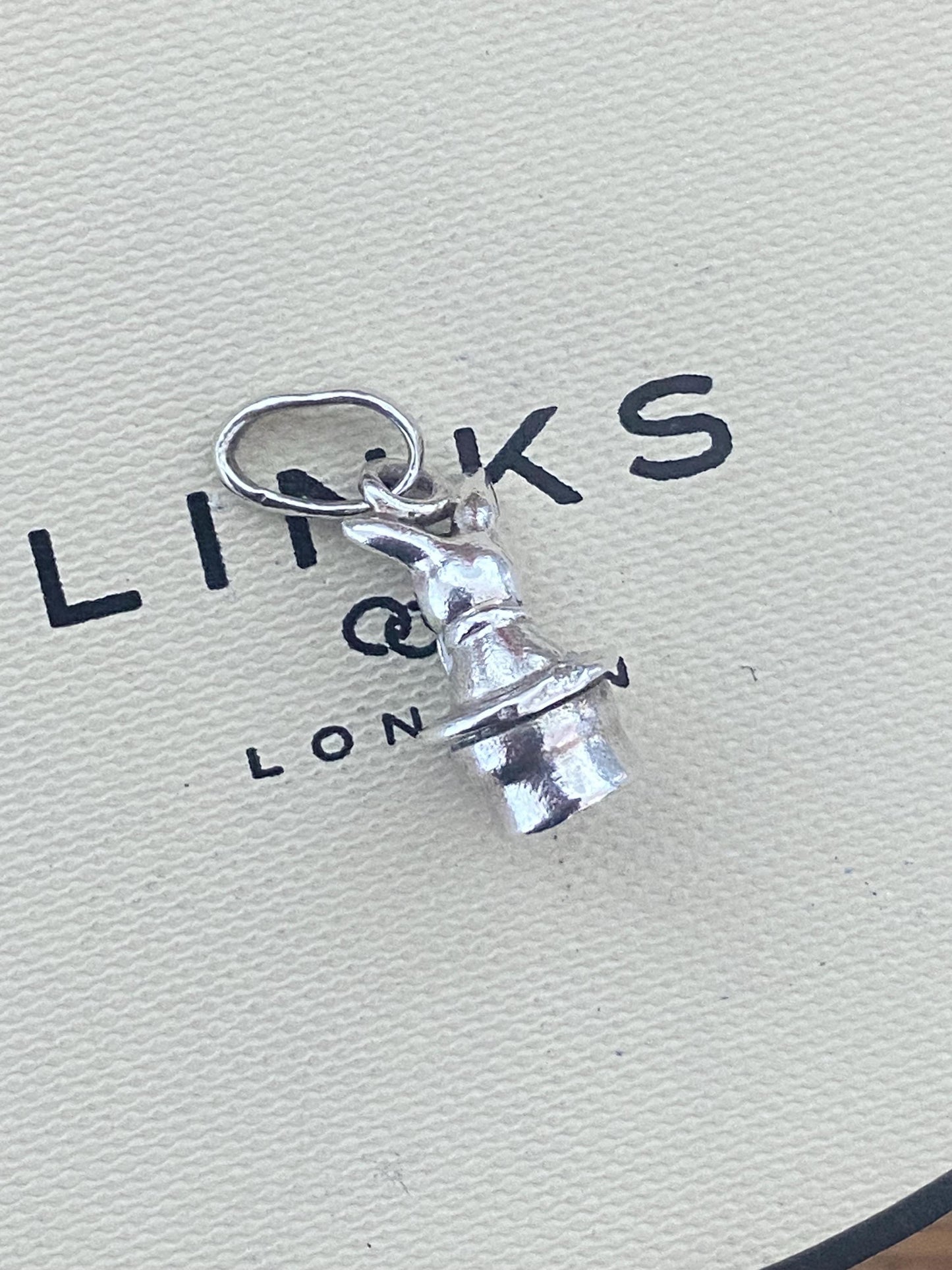 Lovely rare Links of London rabbit in a hat charm, sterling silver, hallmarked