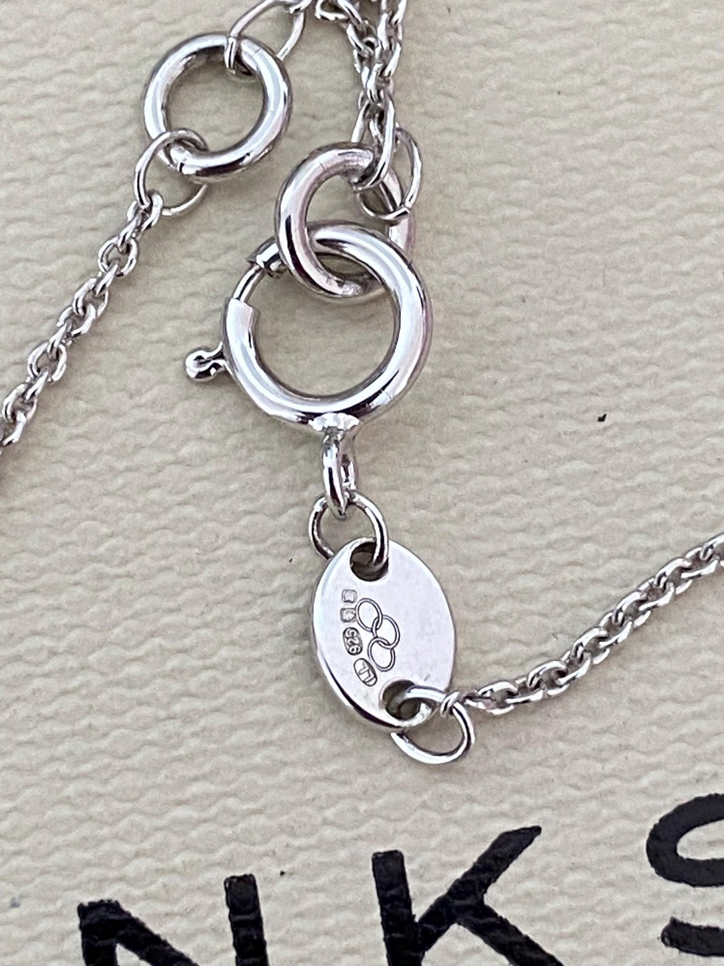 LINKS OF LONDON diamond Essentials Ascot Horseshoe Bracelet, Sterling silver, Genuine, Assay Hallmarked