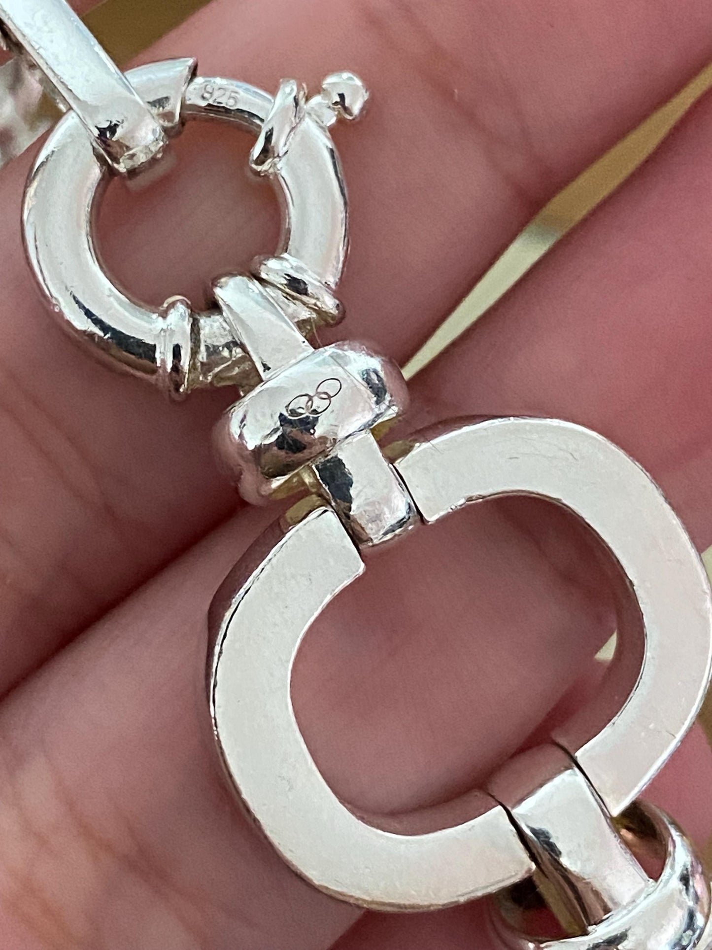 Beautiful genuine Links of London Brit Lines chunky Chain Bracelet with Senorita Clasp, sterling silver, assay hallmarked