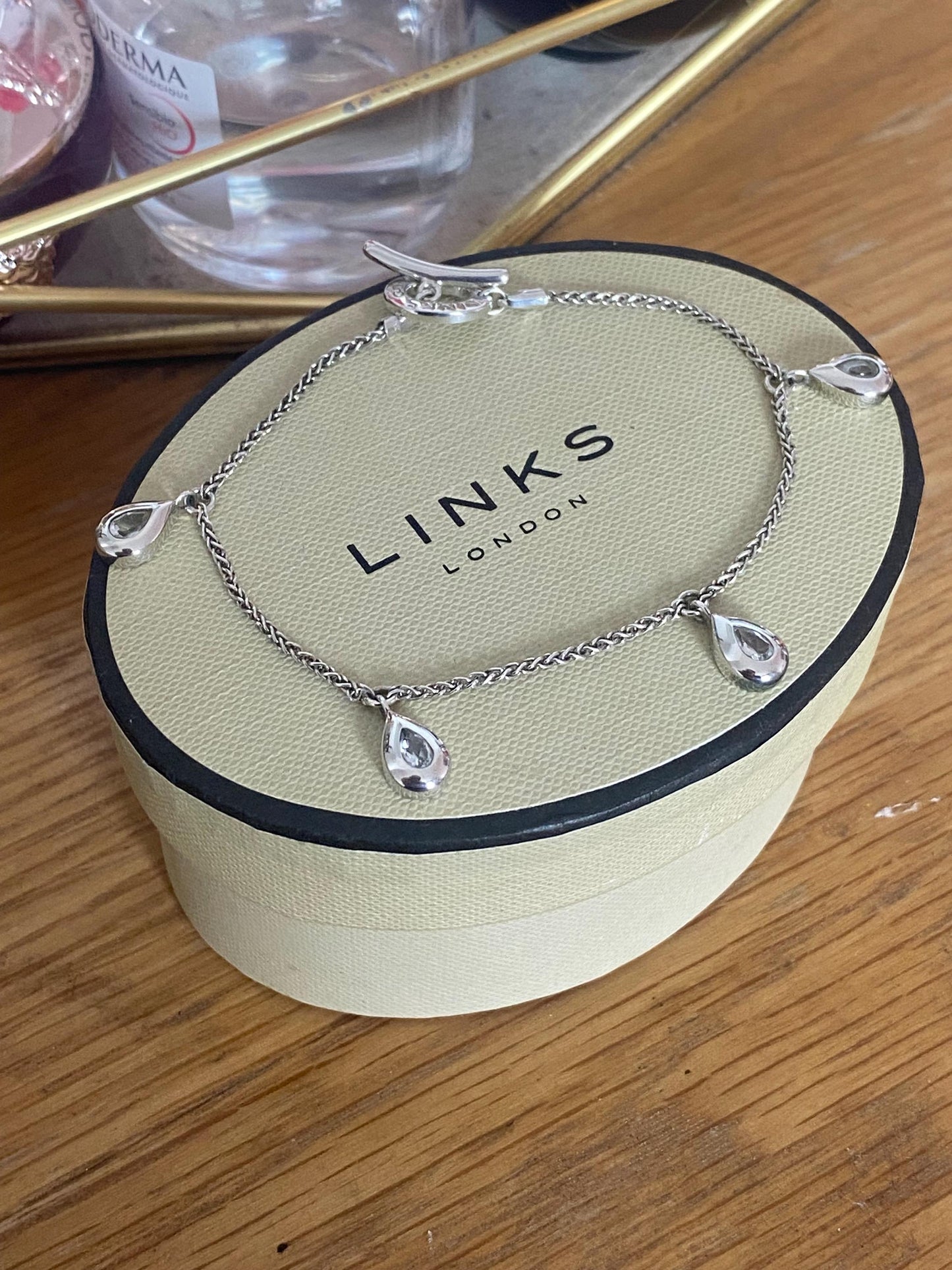 Beautiful vintage very rare links of London clear topaz teardrop bracelet, sterling silver