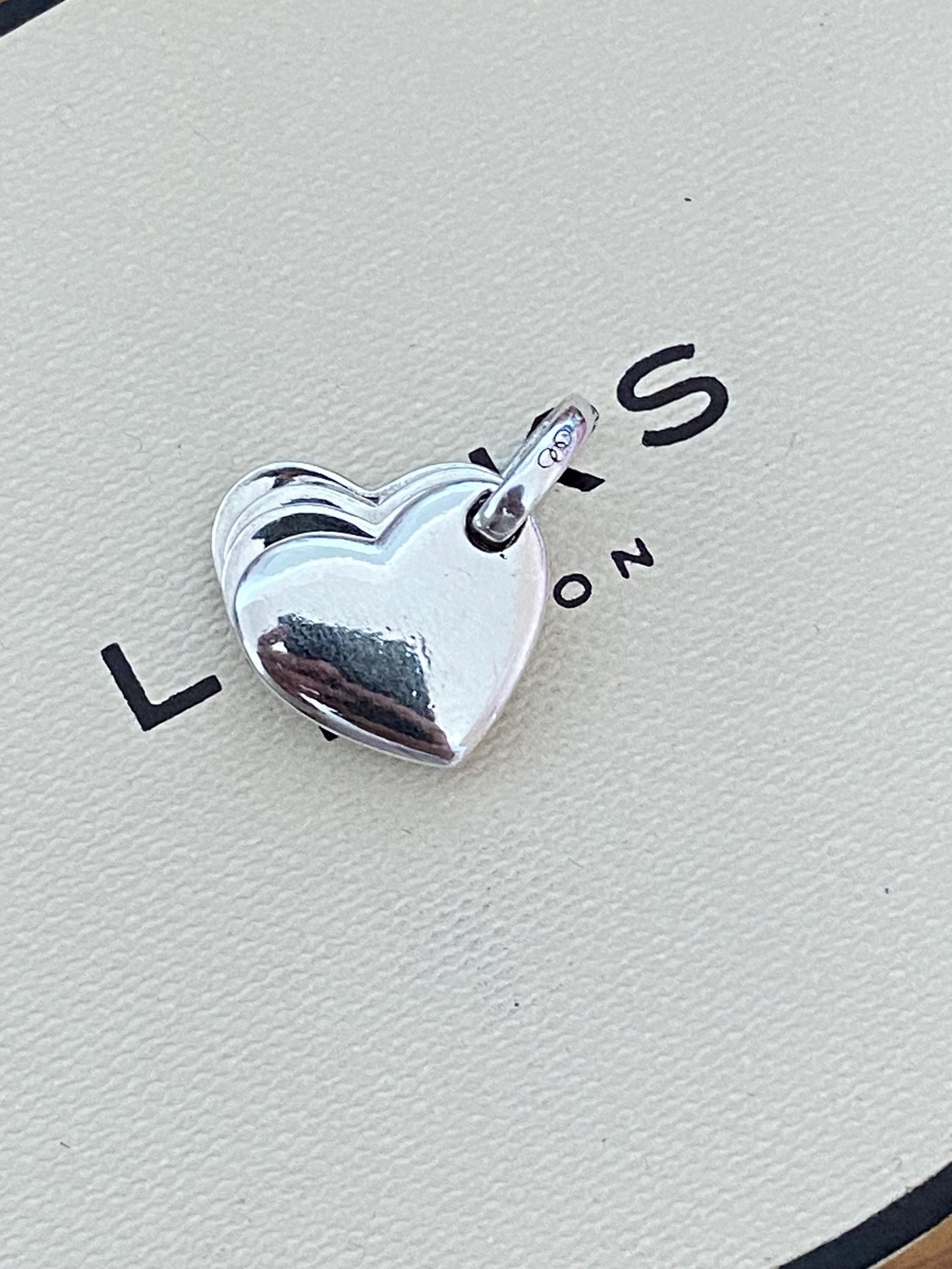 Beautiful genuine Links of London sterling silver Three Little Words fan heart charm