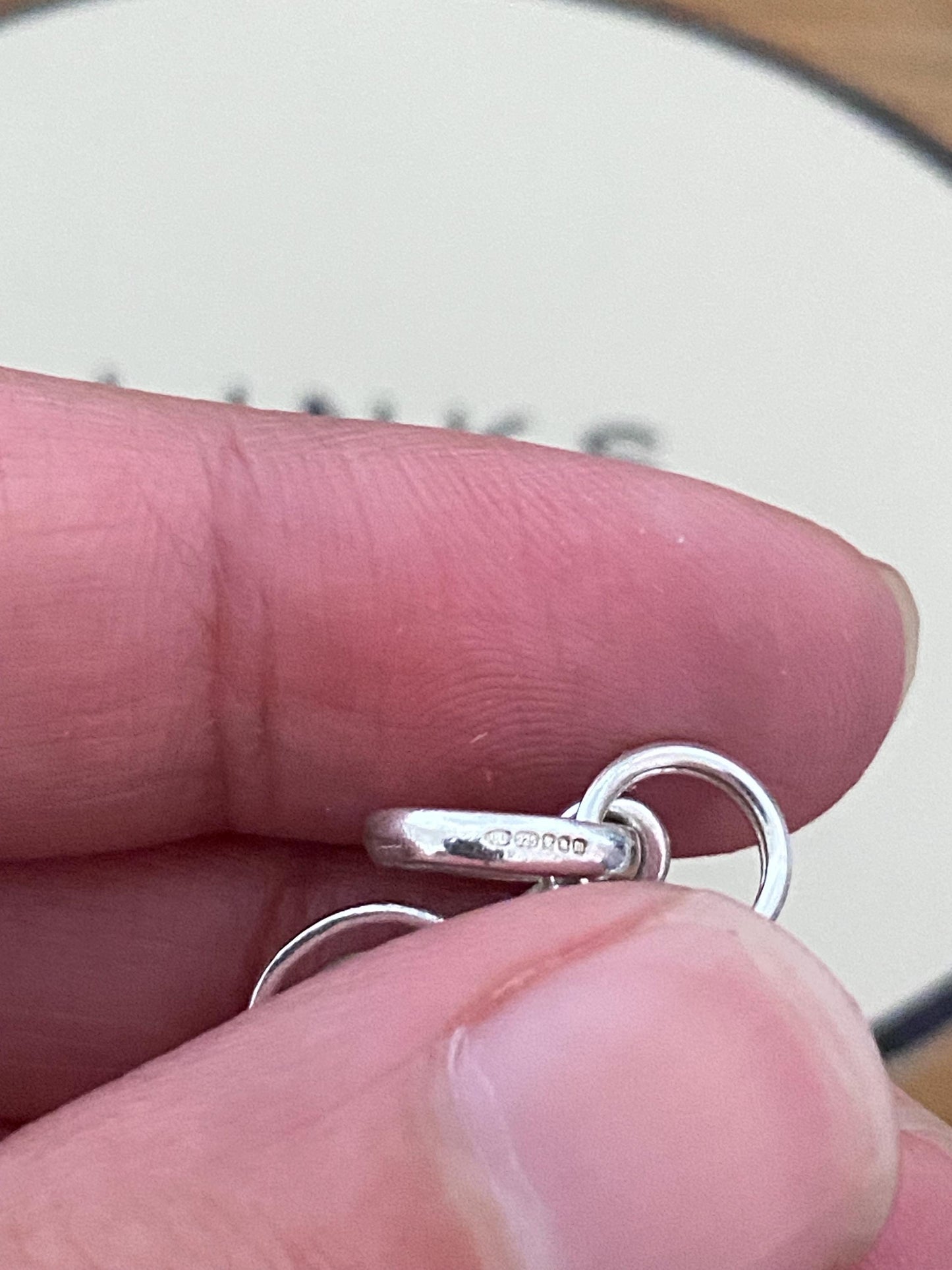 Gorgeous Links of London music note Charm, Sterling Silver, Hallmarked, Fantastic Condition, Genuine