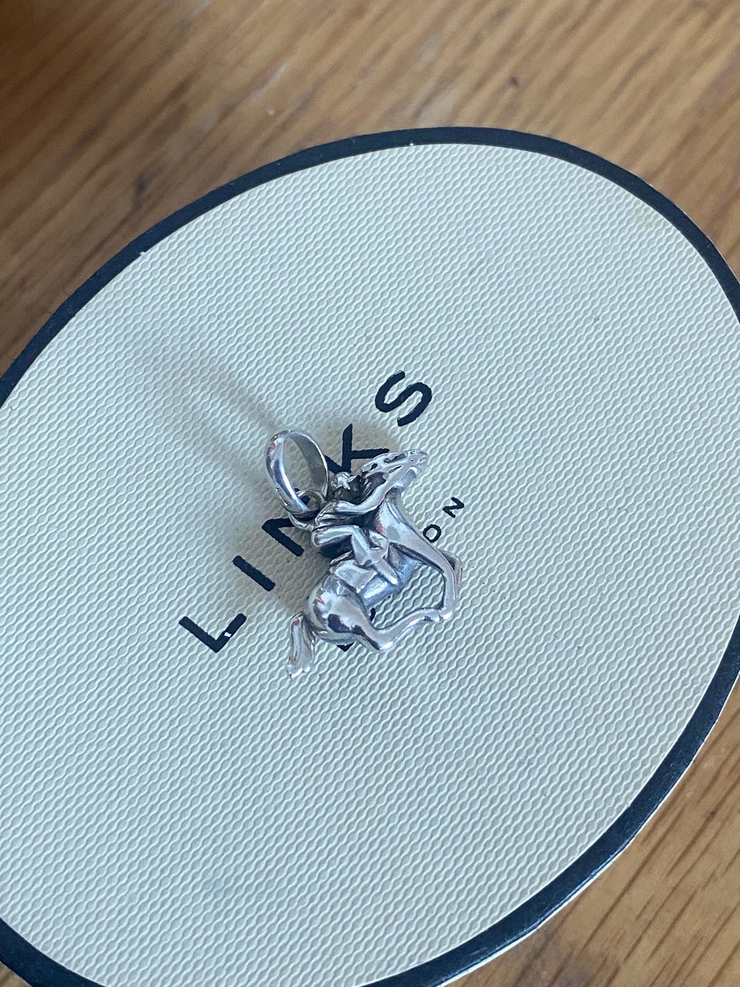 Beautiful Links of London Ascot Race Horse Charm, Sterling Silver, genuine