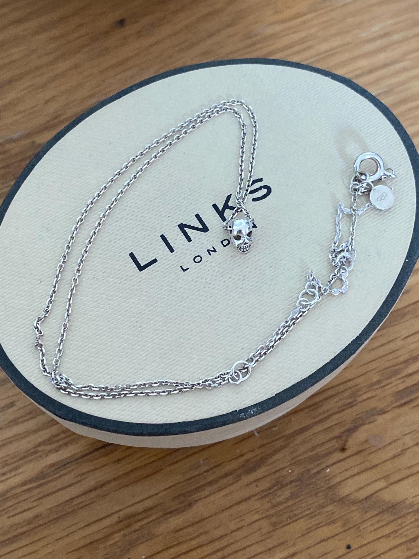 New Links of London mini skull Necklace Vintage, genuine, with box