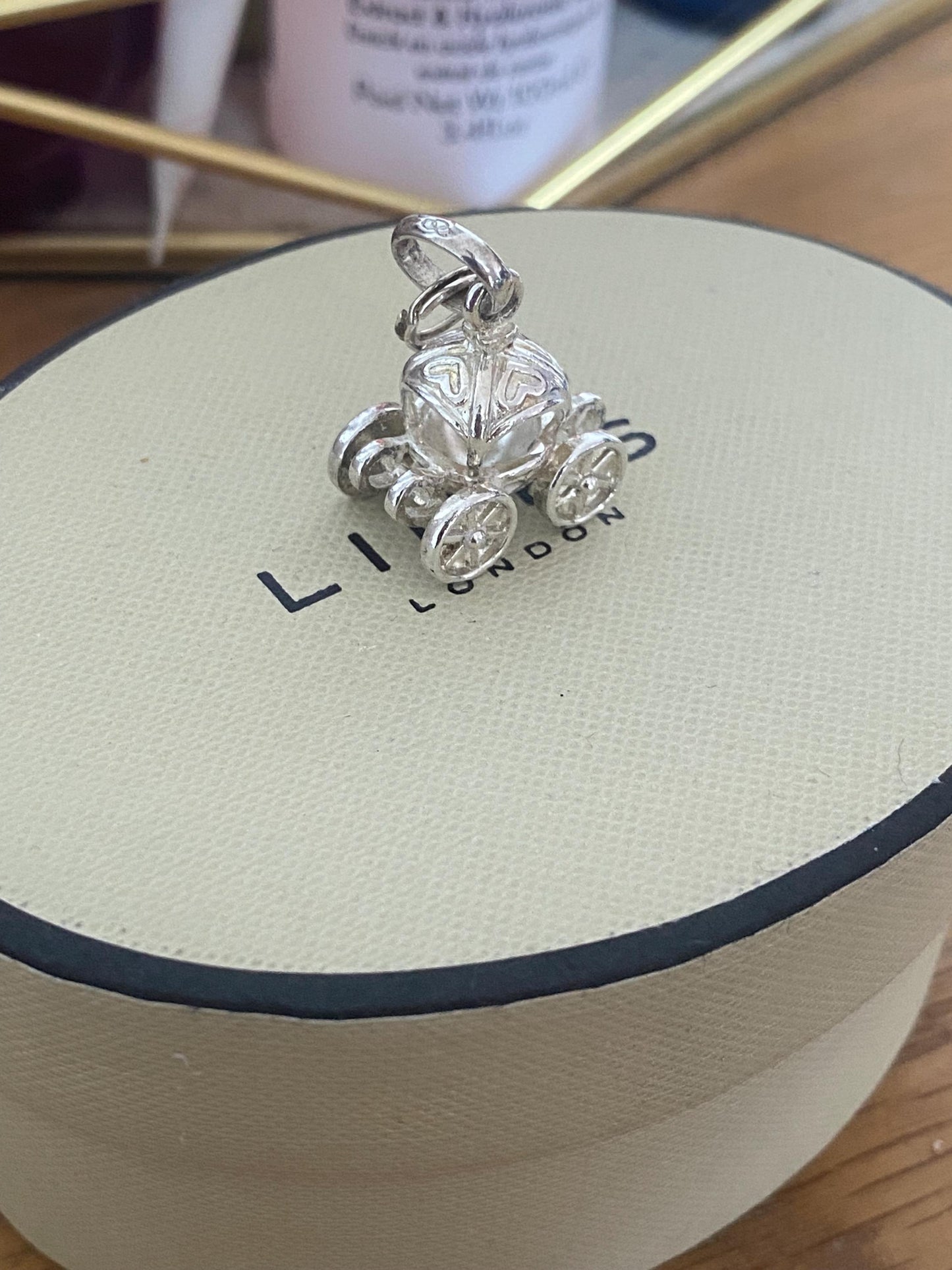 Ultra Rare collectible Links of London Fairy Tale Carriage Charm/Pendant, Hallmarked, Lovely Condition, Genuine