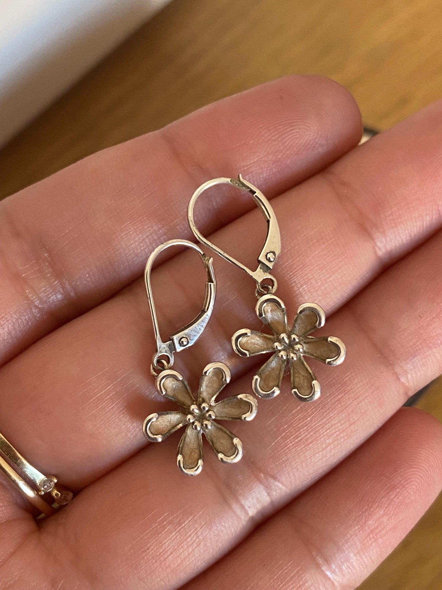 Very rare Links of London Night Time Garden Flower drop earrings sterling silver and enamel