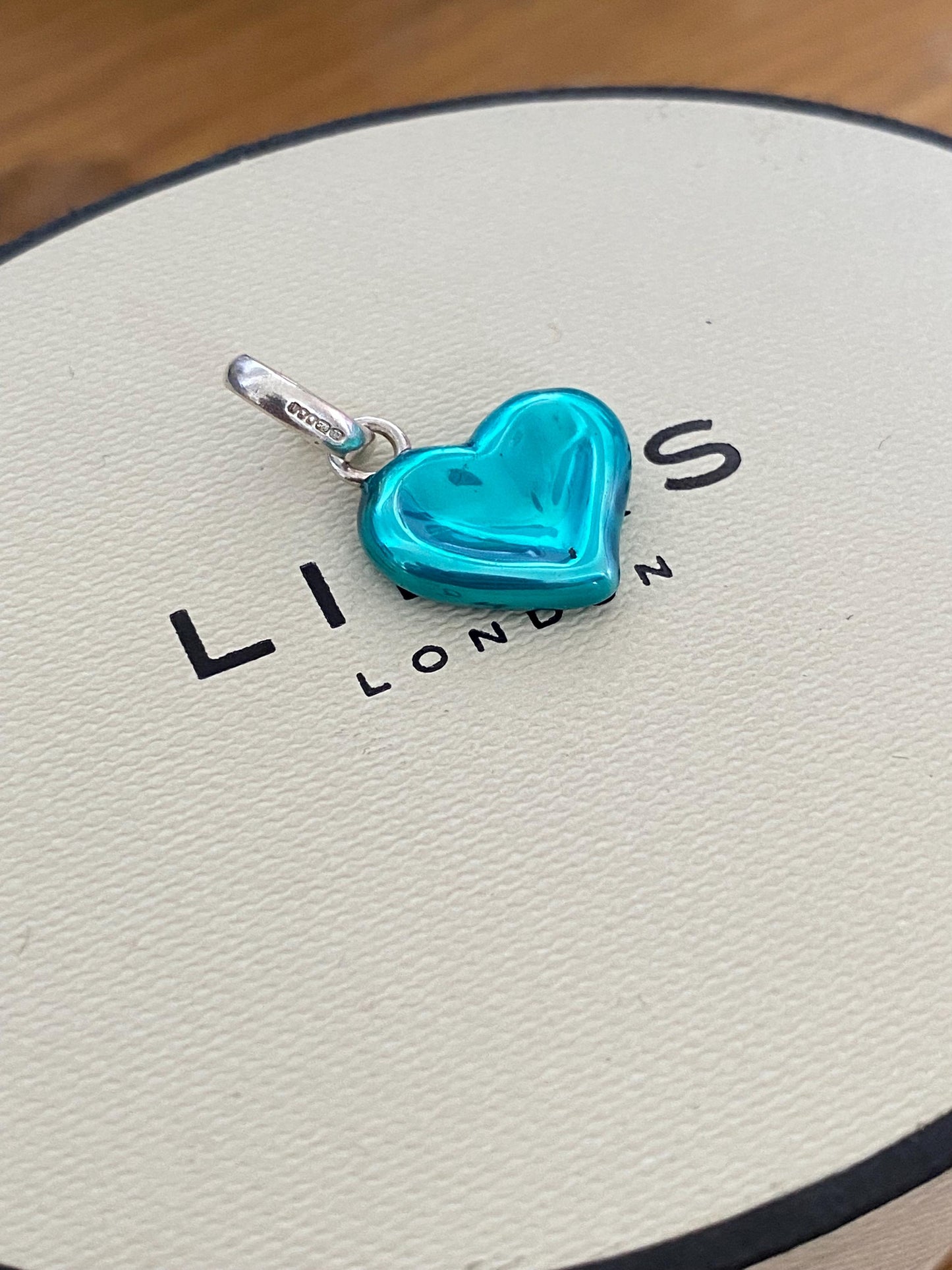Beautiful genuine rare hallmarked Links of London sterling silver and blue enamel thumbprint heart charm