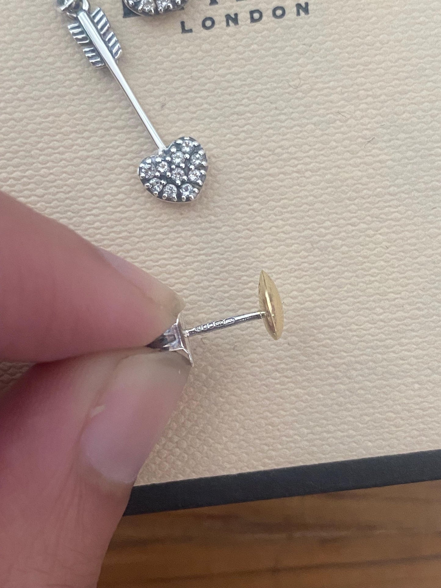Stunning and very Rare Links of London Sapphire Lovestruck Drop Earrings, Sterling Silver, Hallmarked, Stamped, Boxed