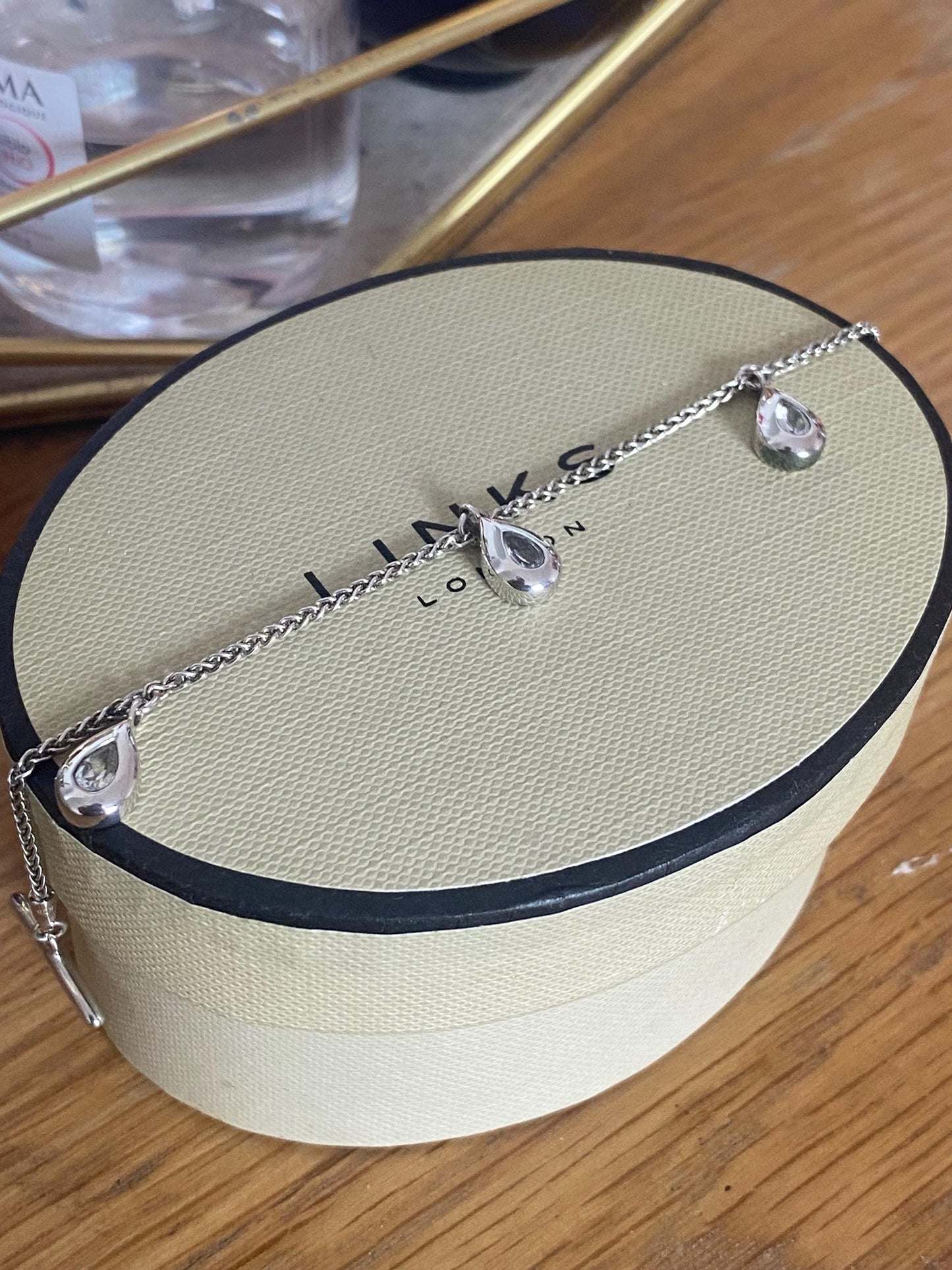 Beautiful vintage very rare links of London clear topaz teardrop bracelet, sterling silver