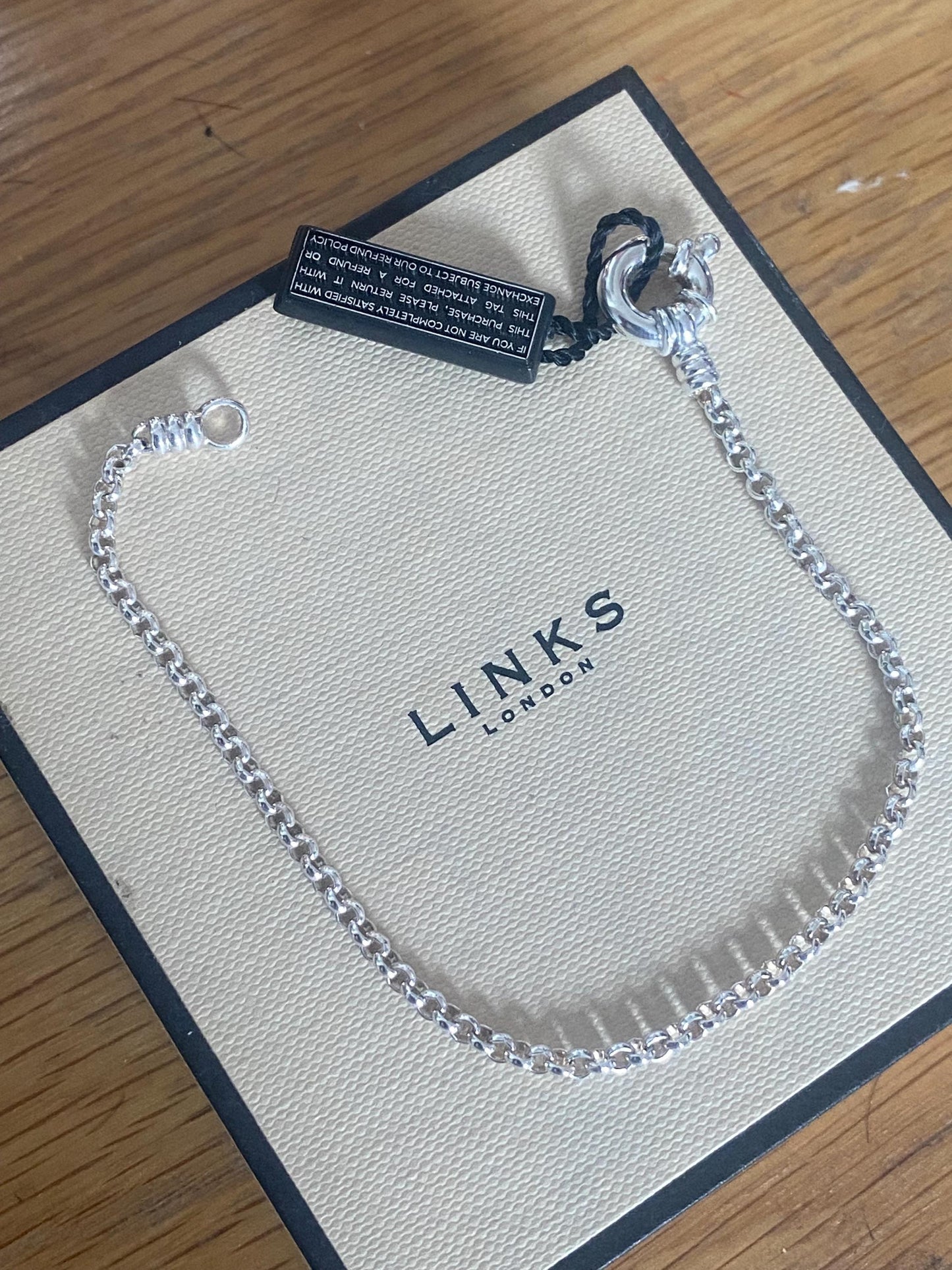 Beautiful brand new genuine Links of London Belcher Chain Bracelet with Senorita Clasp, sterling silver, assay hallmarked