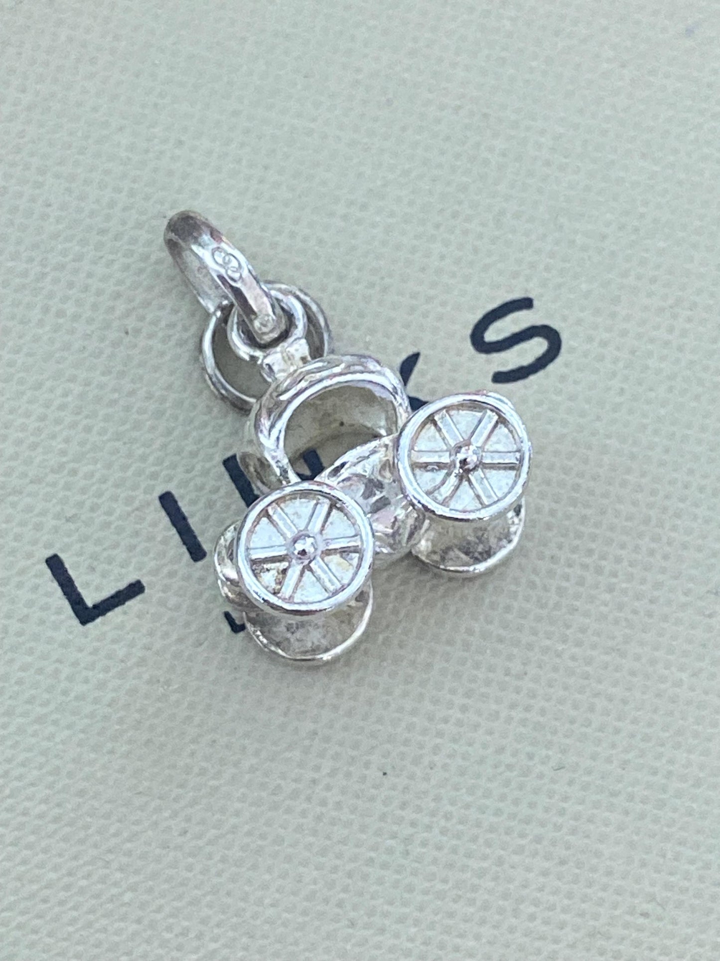 Ultra Rare collectible Links of London Fairy Tale Carriage Charm/Pendant, Hallmarked, Lovely Condition, Genuine