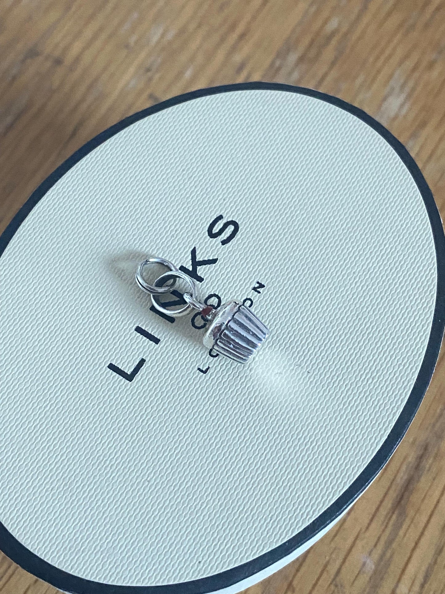 Cute genuine Links of London cupcake enamel and silver hallmarked charm