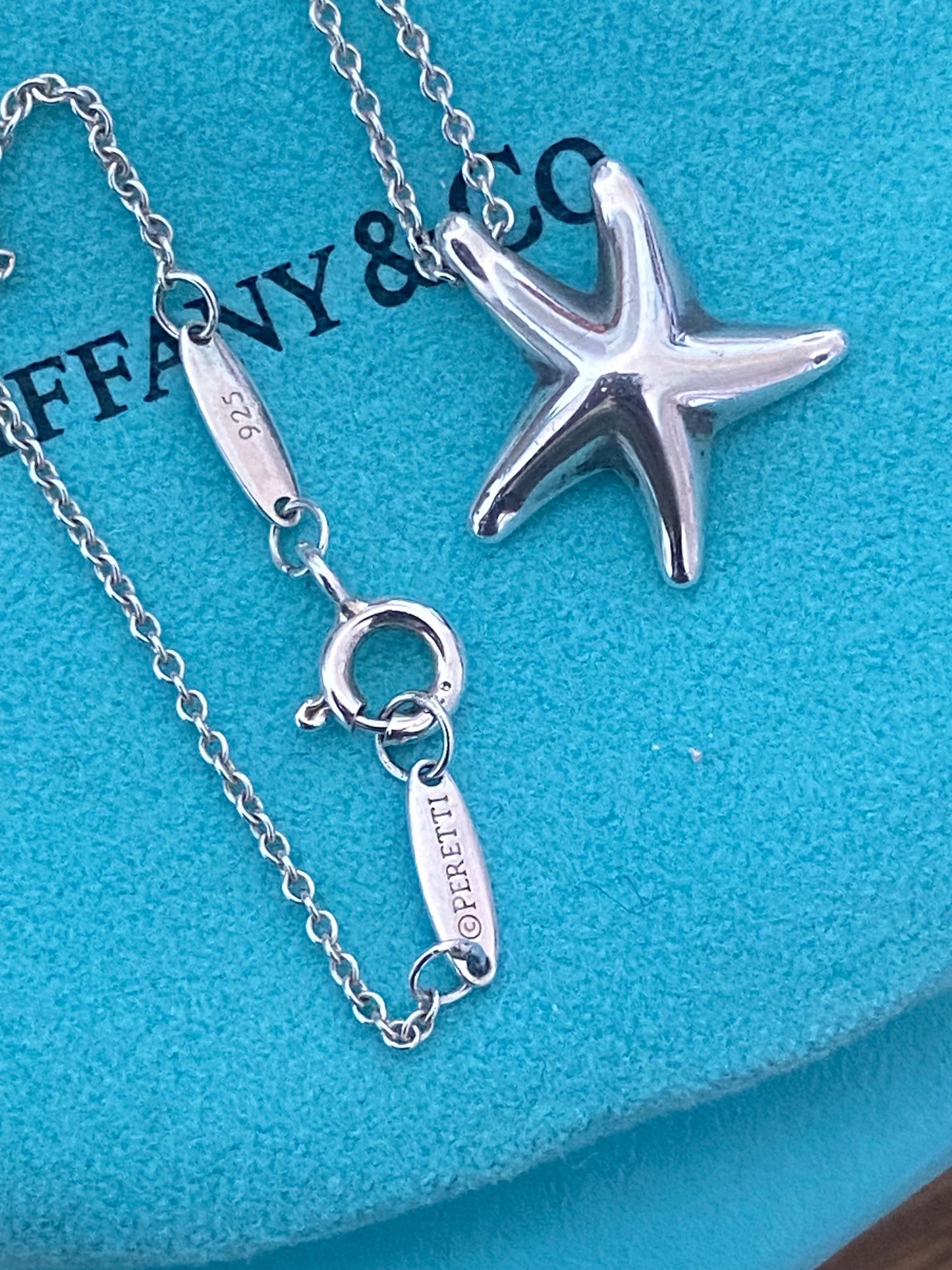 Tiffany & Co Elsa Peretti starfish sterling silver genuine necklace, with box