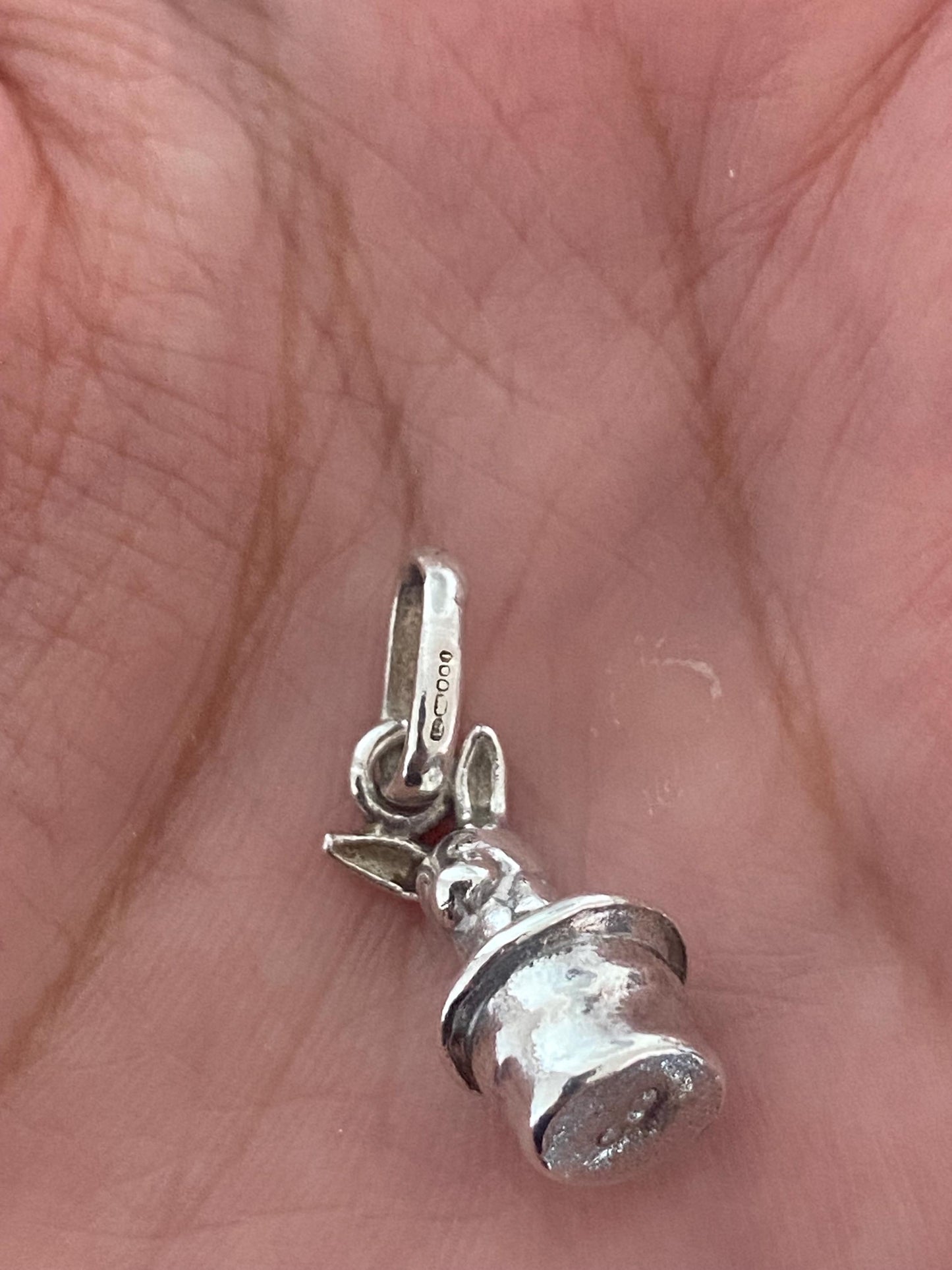 Lovely rare Links of London rabbit in a hat charm, sterling silver, hallmarked