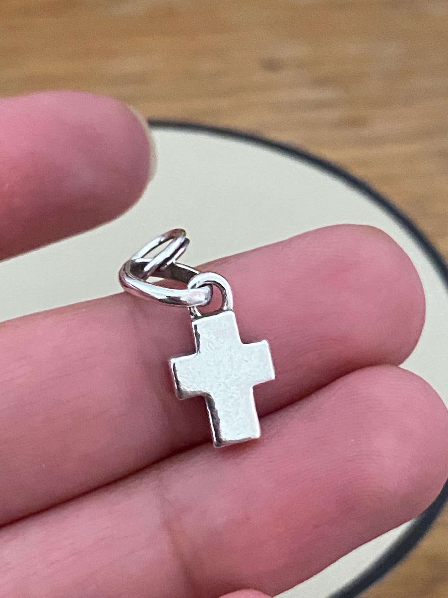 Very rare Links of London cross charm sterling silver, lovely vintage condition, genuine